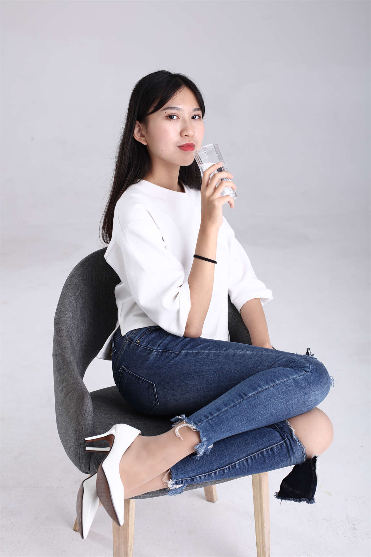 图片[2]-奈丝写真 NO.129 小橙子-居家旅行必备良品之裤里丝-日更街拍