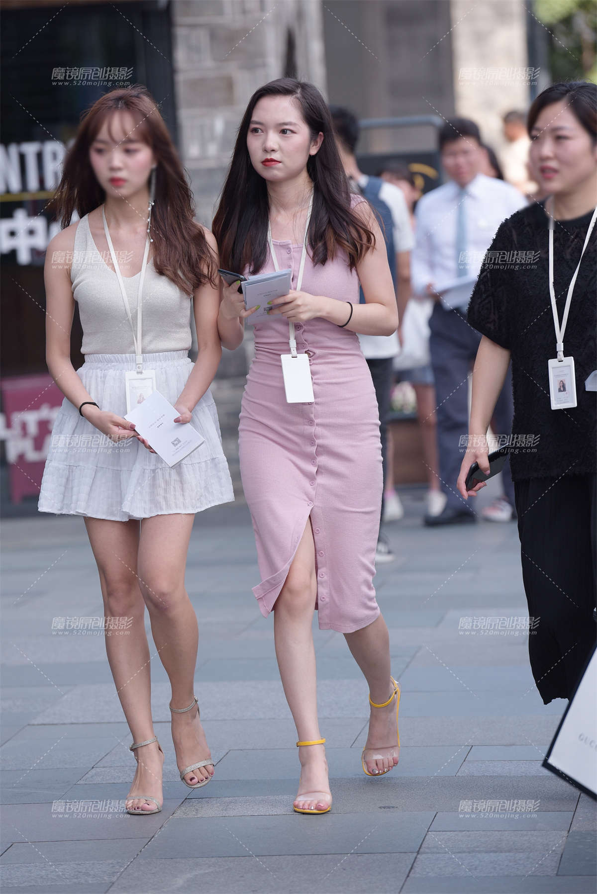 销售的美女-日更街拍