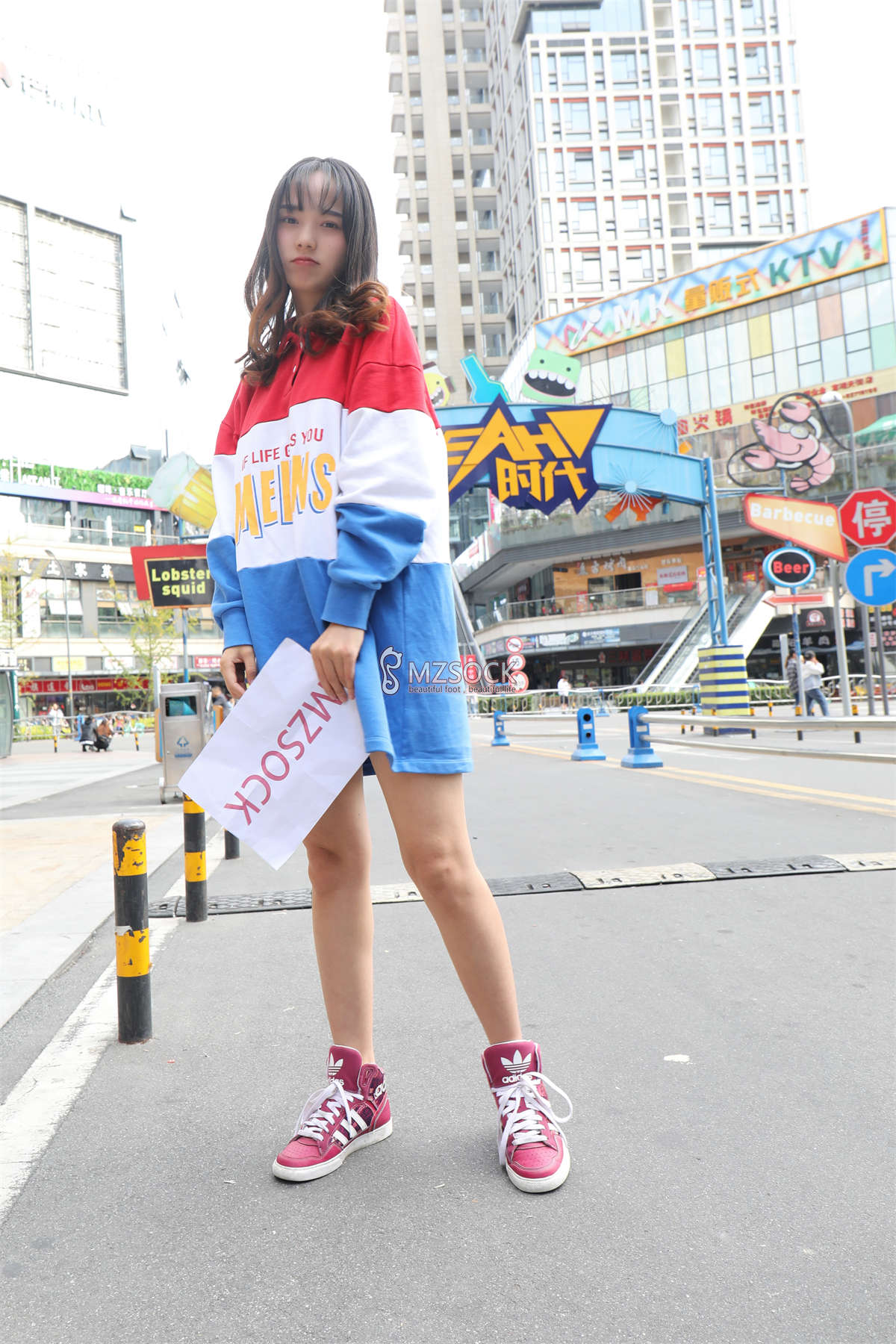 图片[2]-MZSOCK-2019 NO.067 悦悦-日更街拍