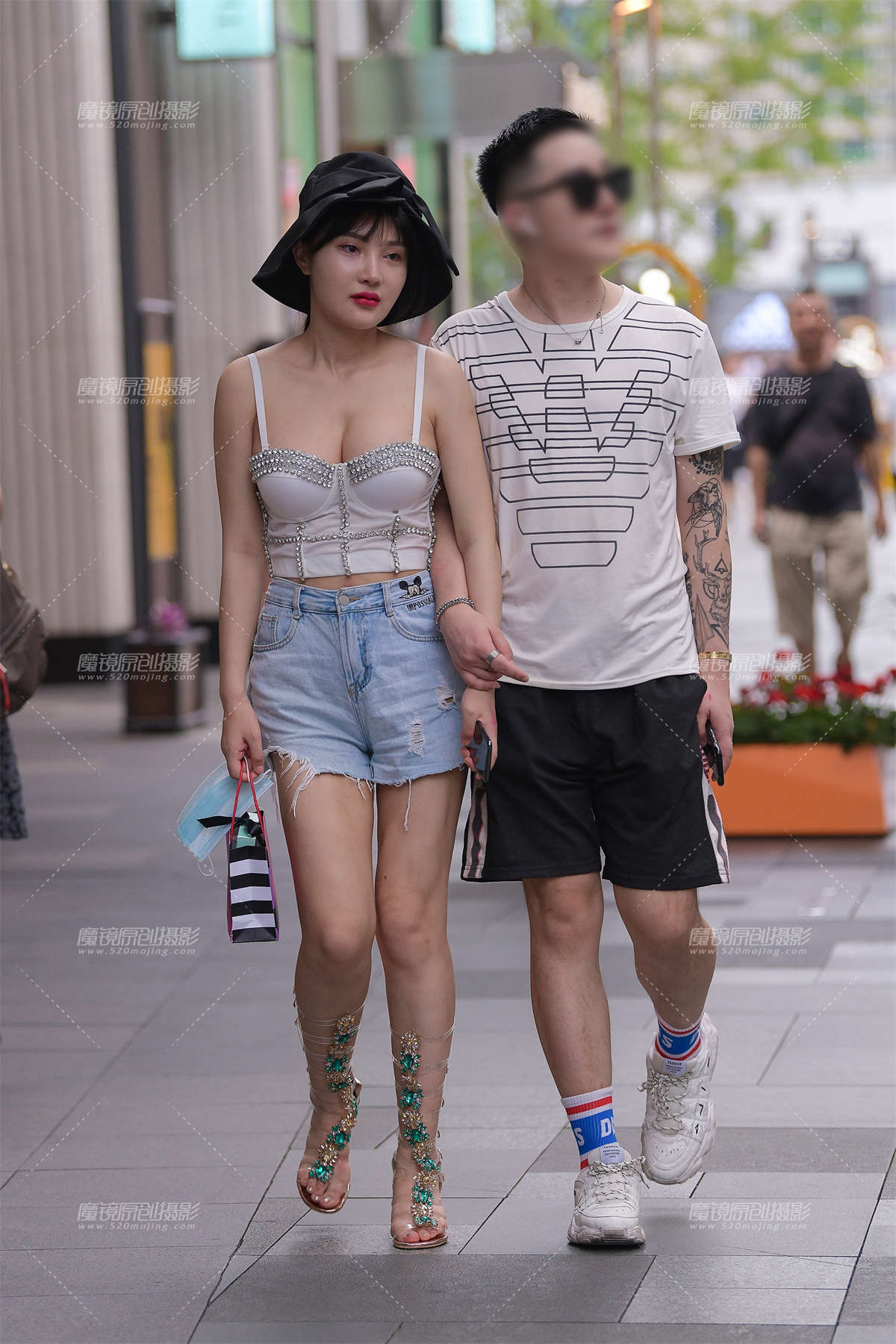 性感，丰满的女友-日更街拍