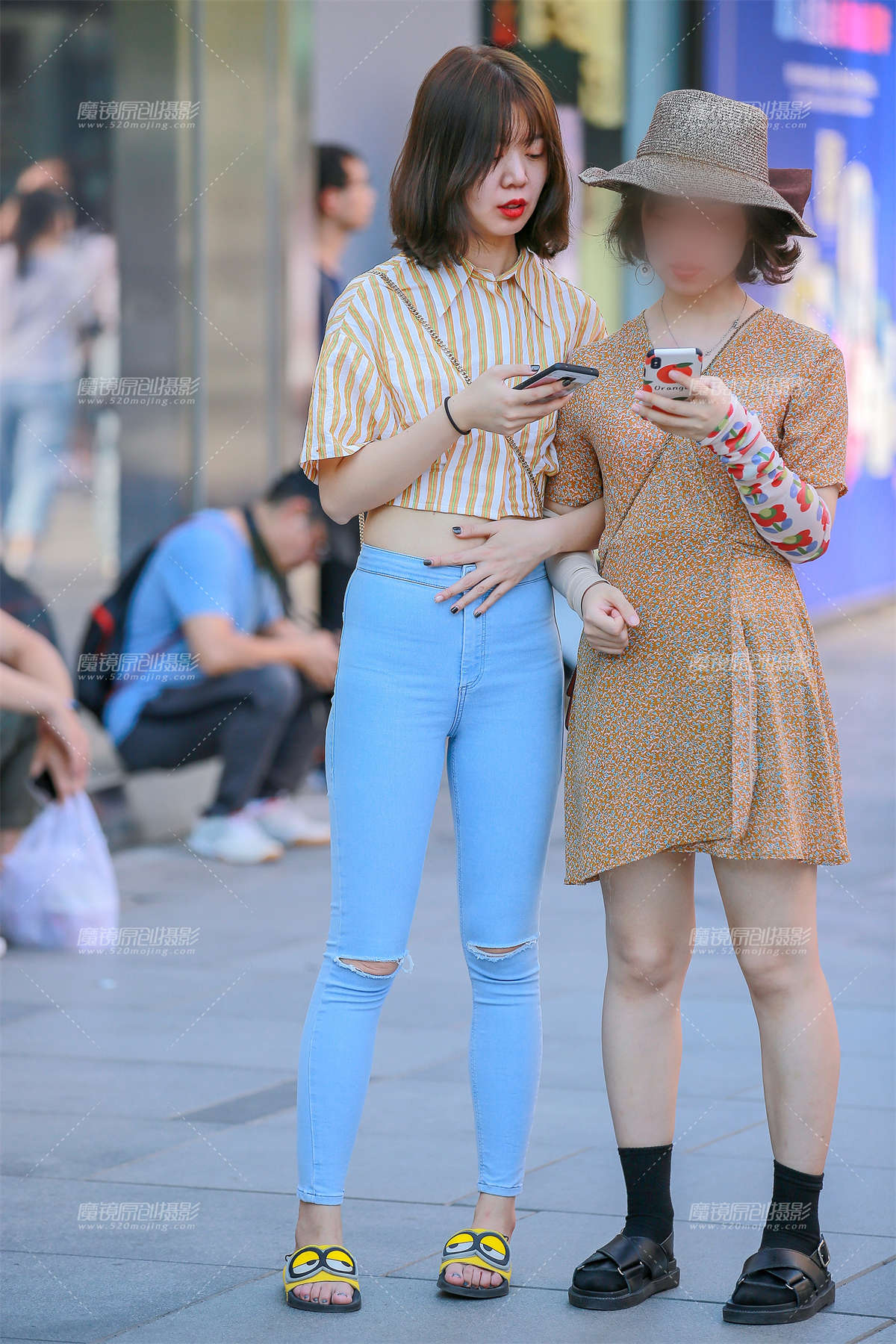 浅蓝牛仔小妹-日更街拍