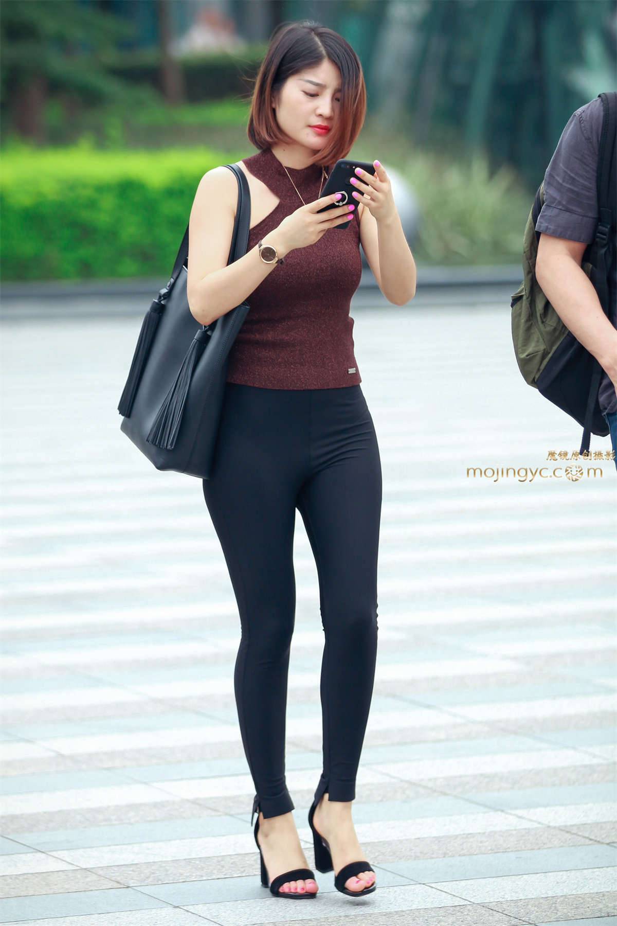 丝滑紧身裤-日更街拍