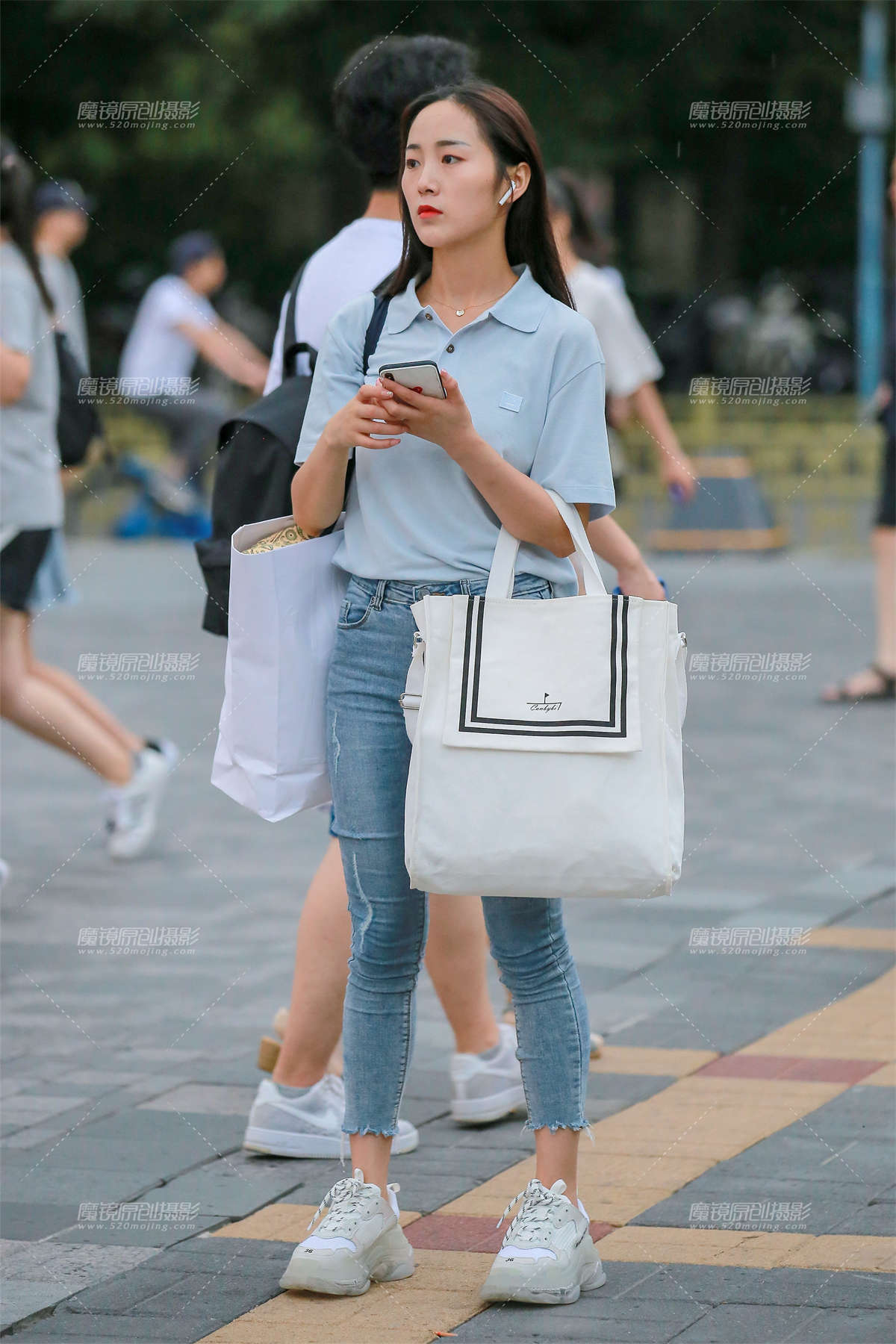 清纯学生妹-日更街拍