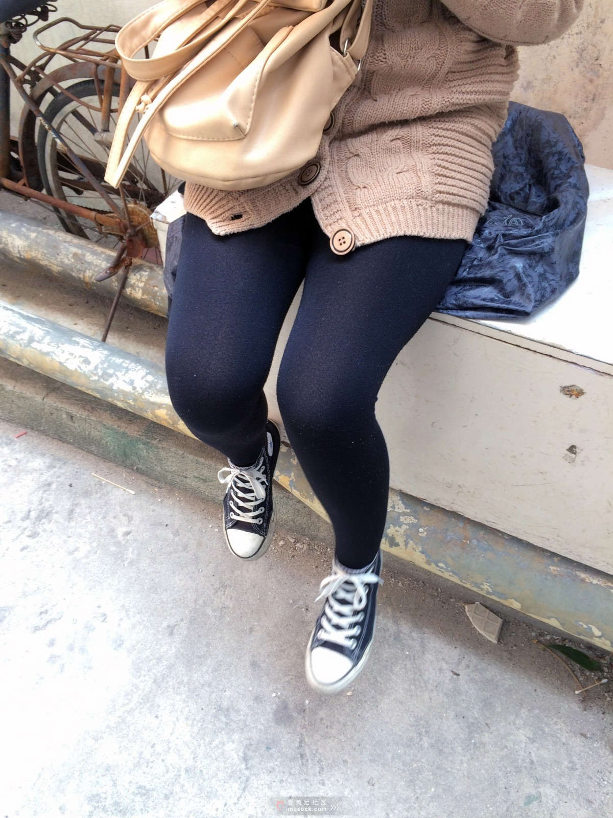 图片[2]-MZSOCK-2018 No.72 冬季袜裤帆布鞋少女-日更街拍