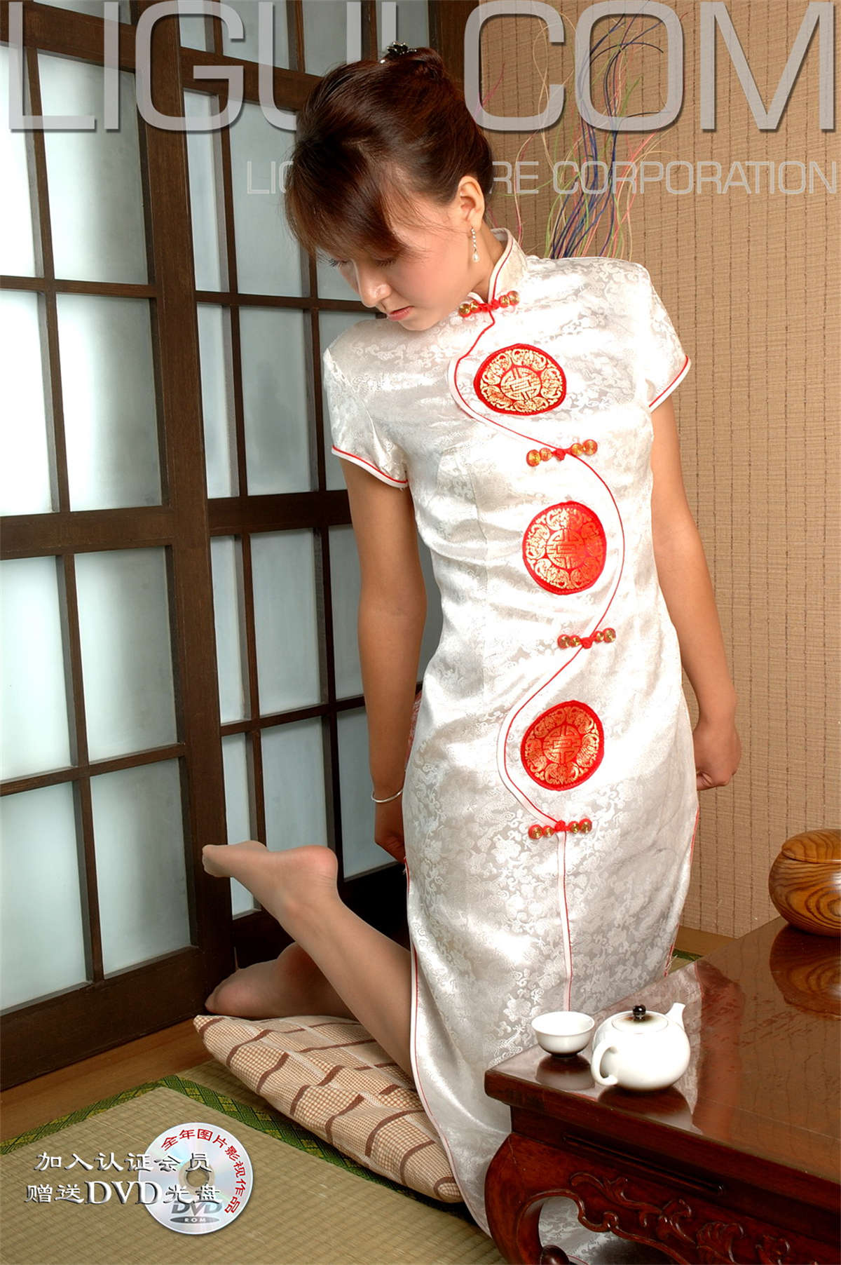 Ligui丽柜 2006-08-14 英子-日更街拍