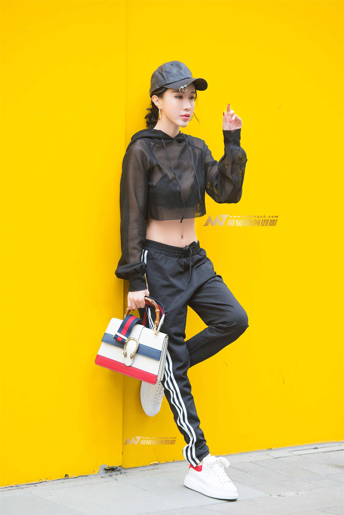 蕾丝、薄纱，轻薄的夏日-日更街拍