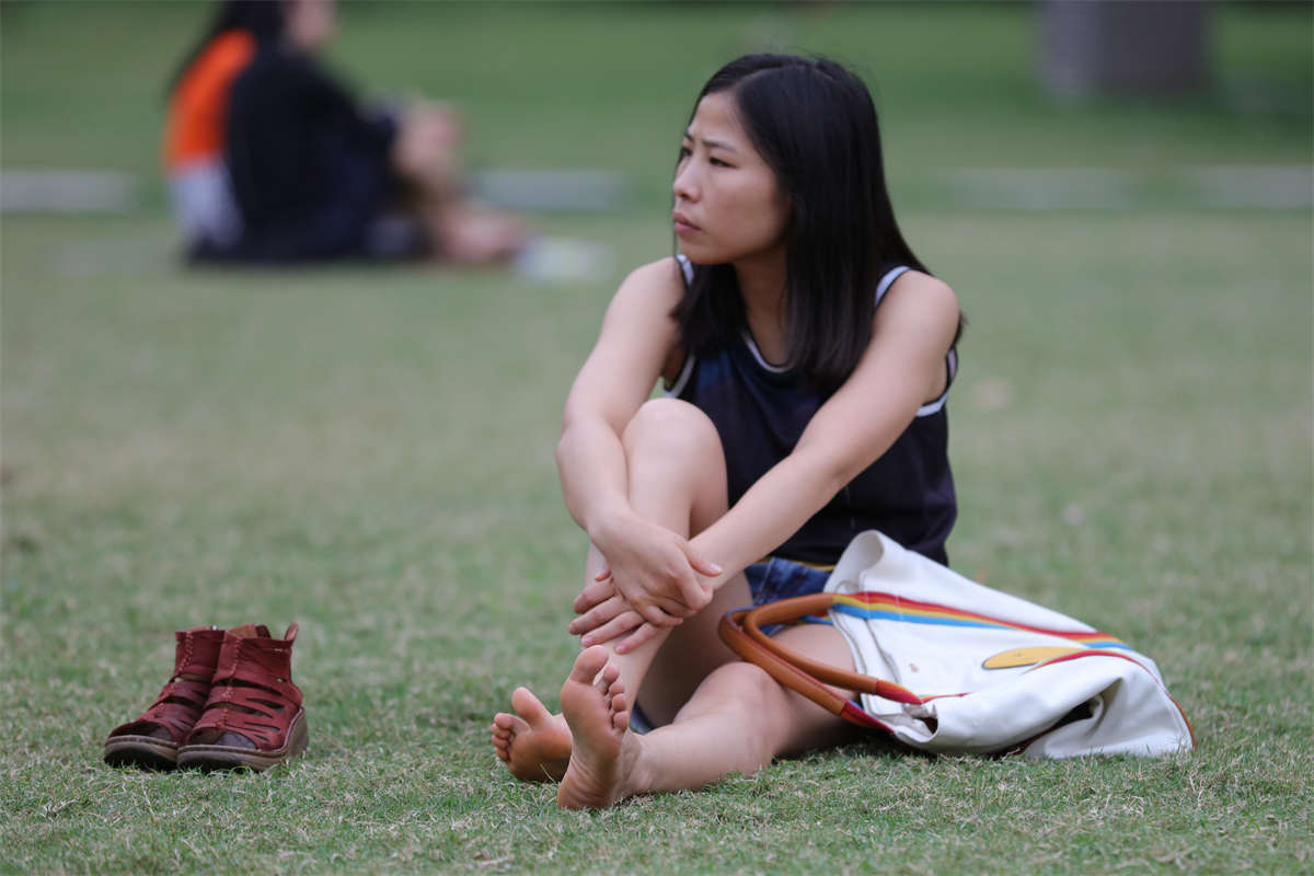 图片[2]-踏青公园街拍系列No.714 世纪公园草地掠影系列3-日更街拍