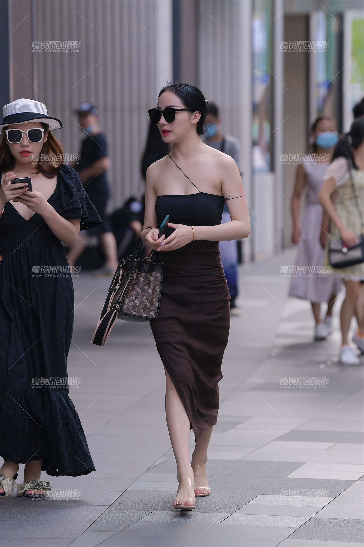 性感的美女-日更街拍