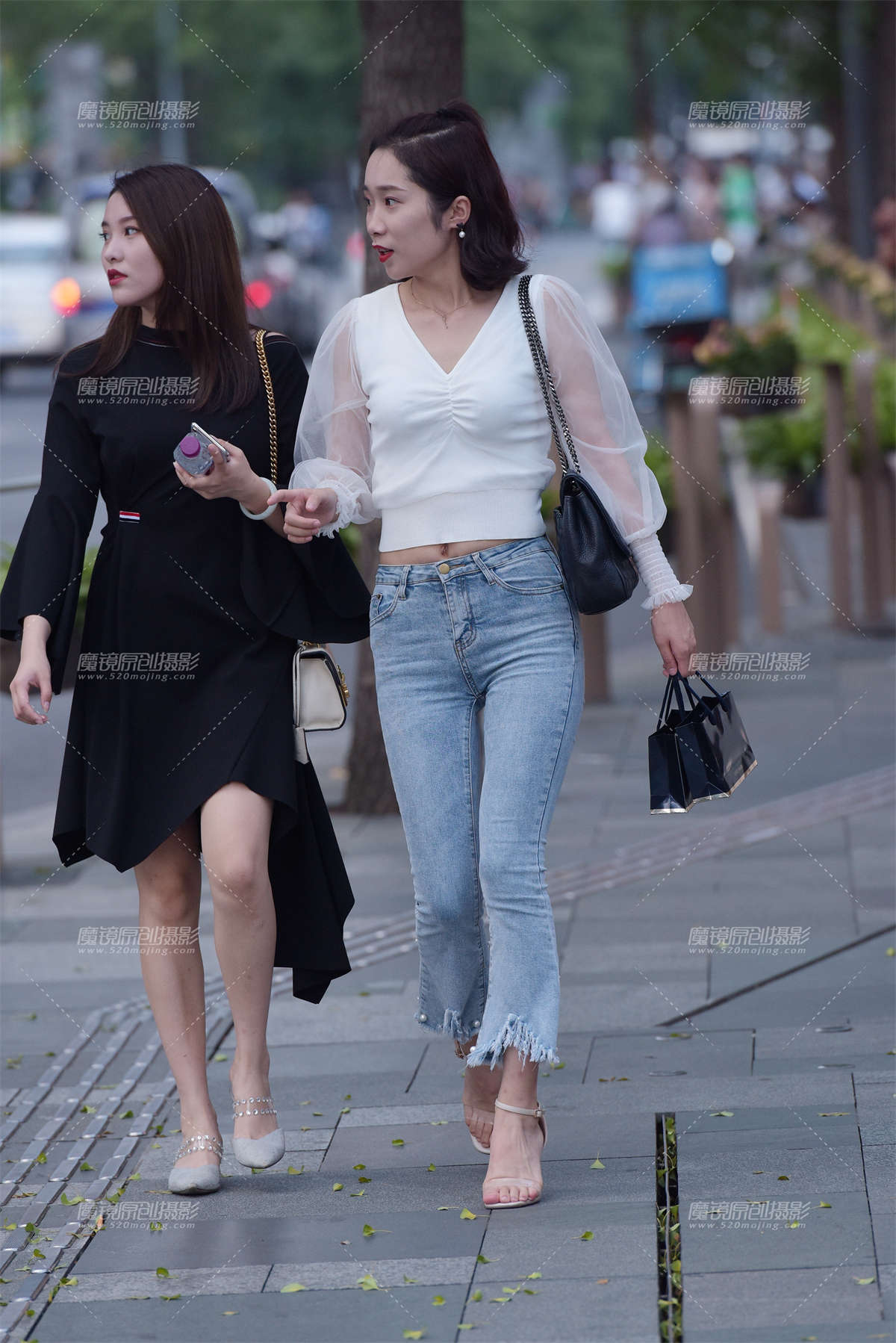 逛街的美女-日更街拍