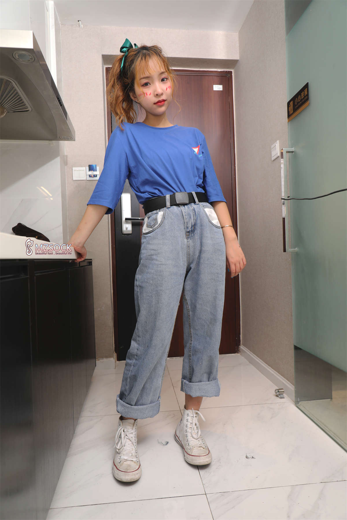 图片[2]-MZSOCK-2019 NO.077 Ella！-日更街拍