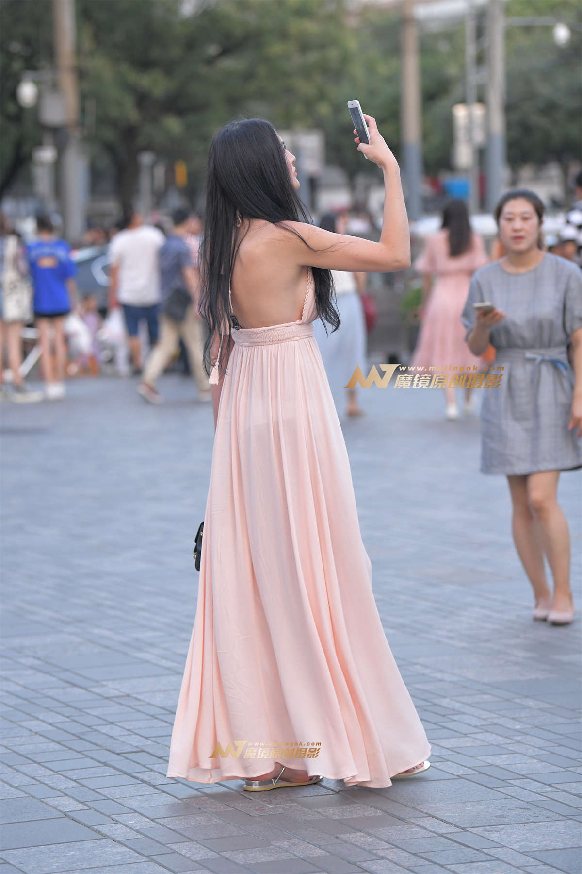 图片[2]-【红石赛帖】灵动的裙摆-日更街拍