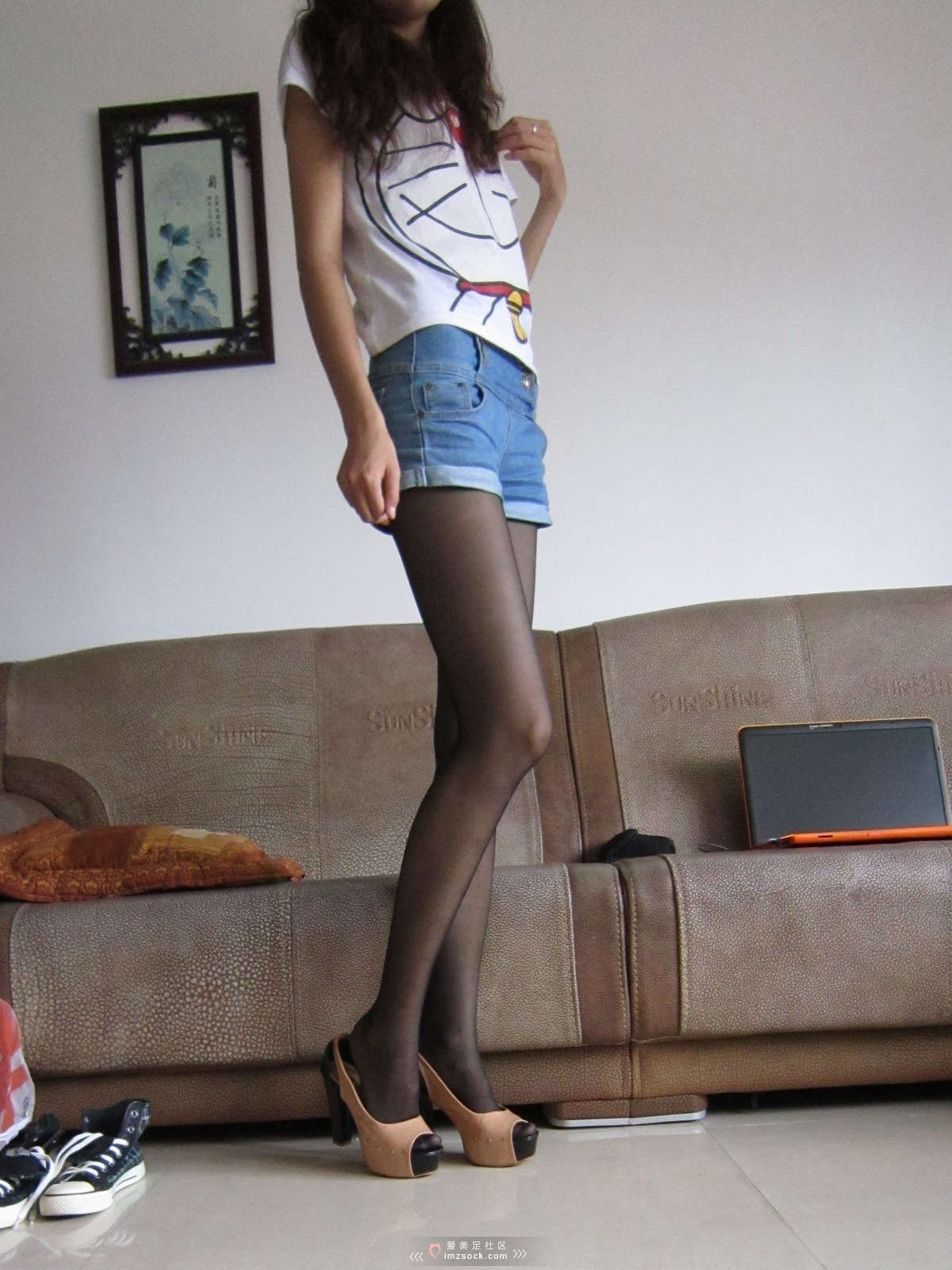 MZSOCK-2018 No.76 黑丝小桃心白棉袜帆布鞋-日更街拍