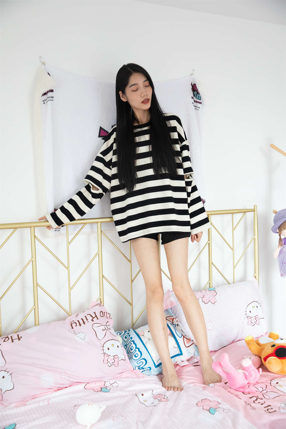 物恋传媒 NO.892 蕾蕾-蝶的绽放-日更街拍