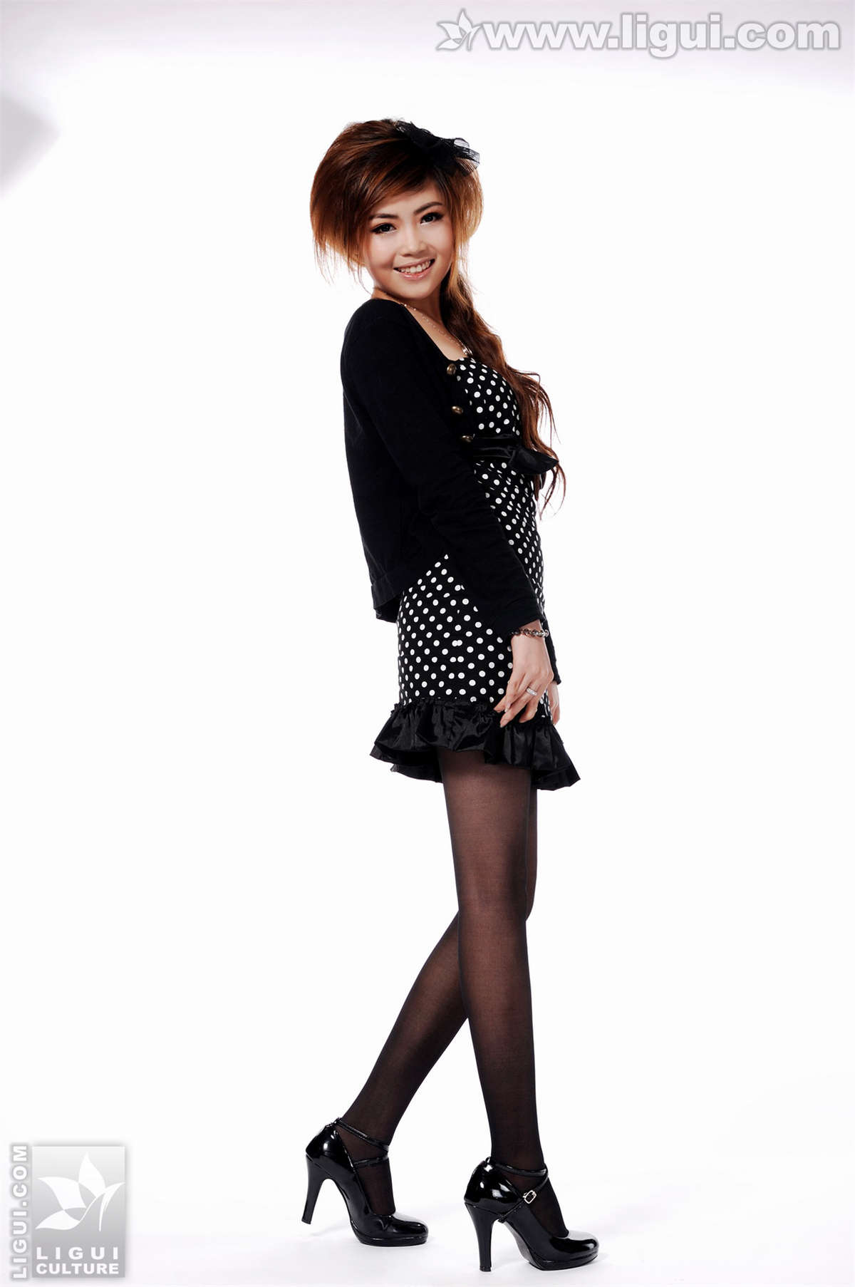 Ligui丽柜 20091014 最新黑丝美女新丽人 王玉-日更街拍