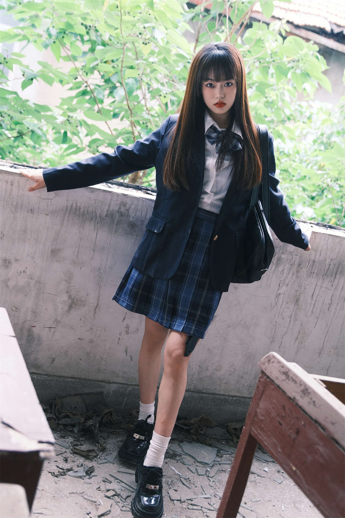 YITUYU艺图语 2024.06.09 病娇少女 小纯蔡蔡子-日更街拍