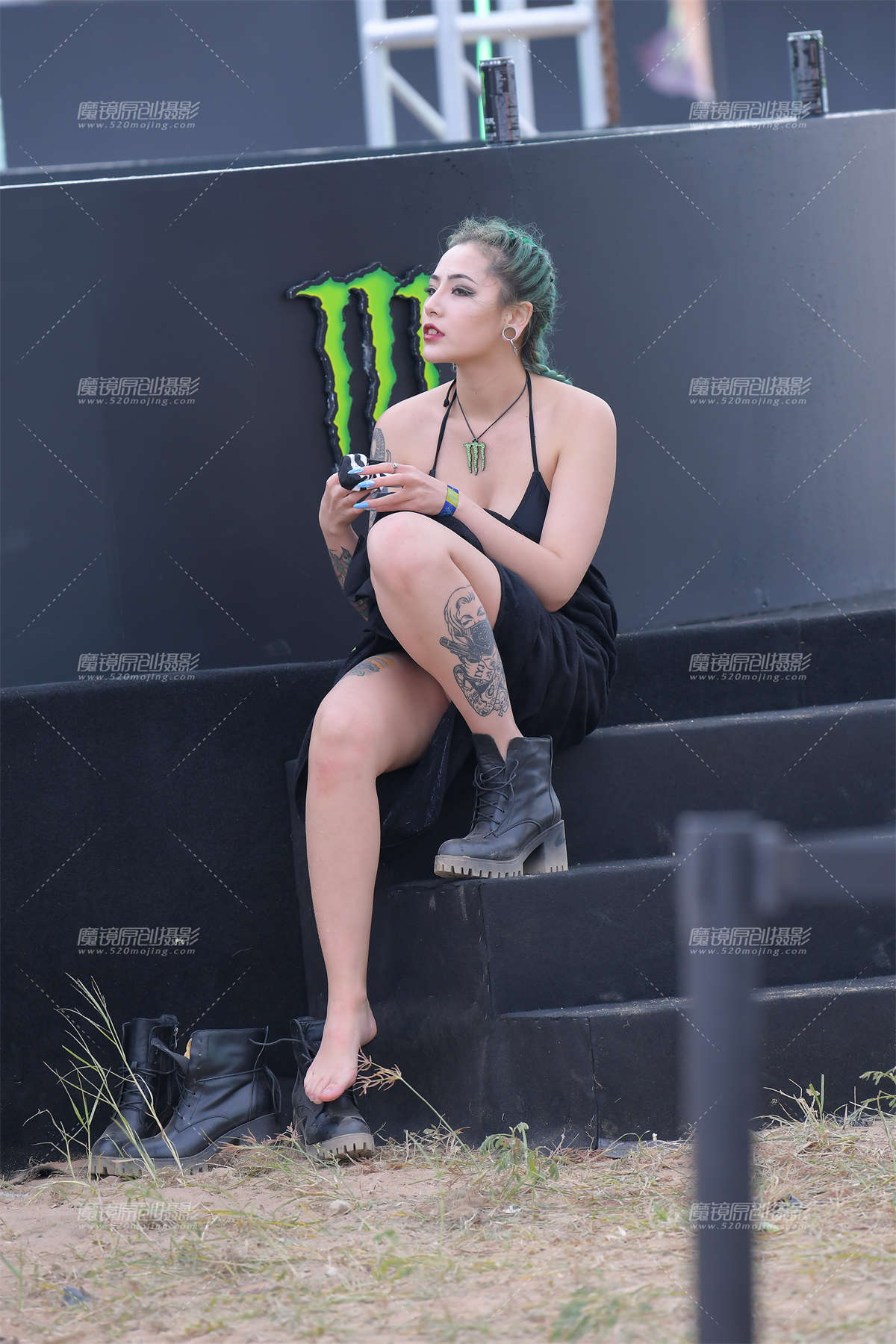 图片[2]-【红石赛帖】性感虎牙妹-日更街拍