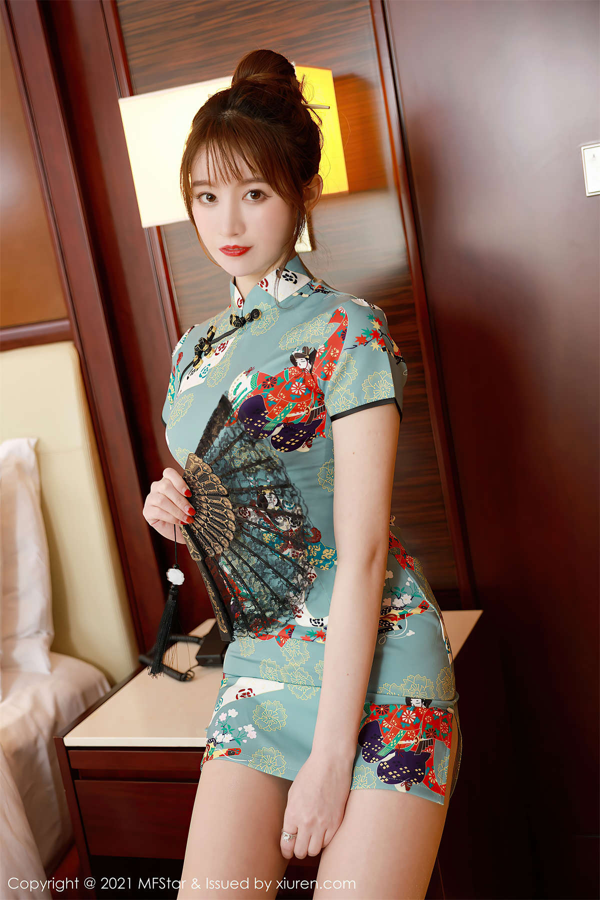 图片[2]-MFStar模范学院 2021.03.19 VOL.471 yoo优优-日更街拍