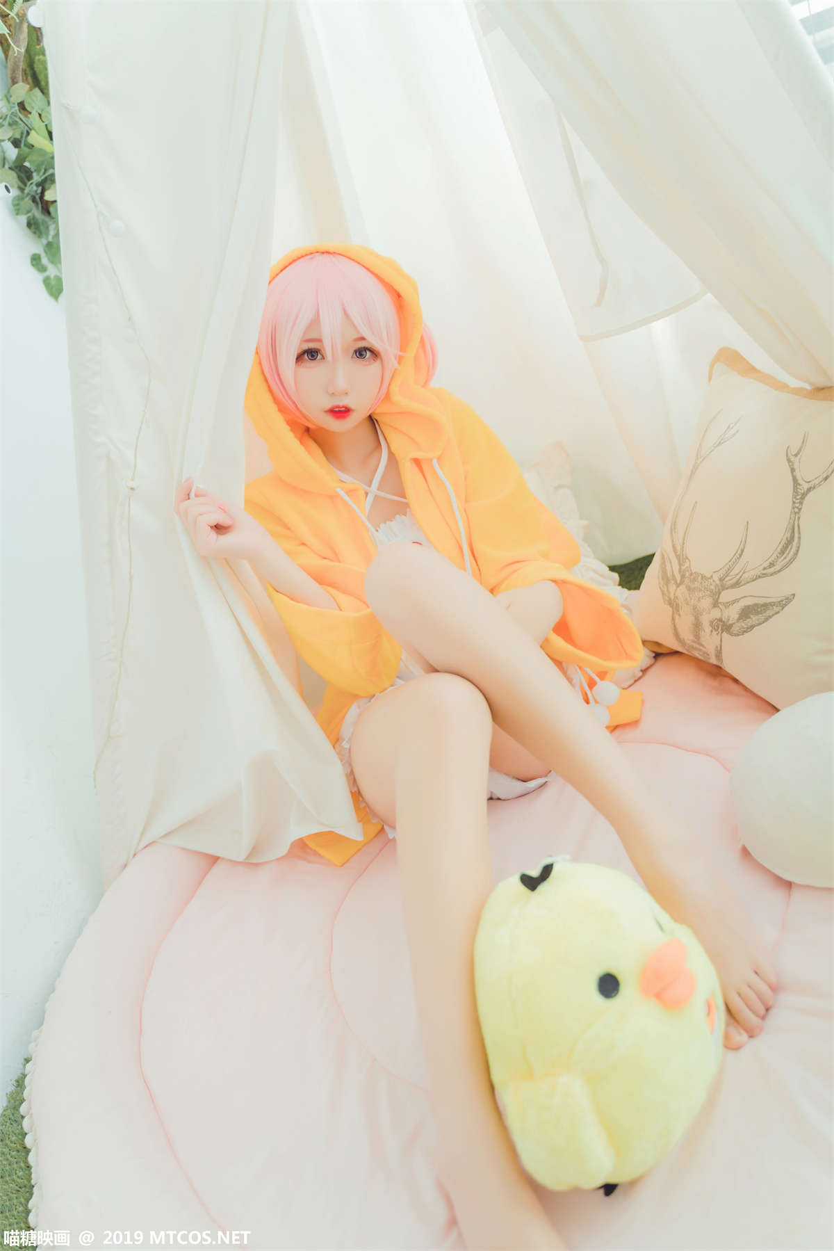 喵糖映画 VOL.032 黄小鸭-日更街拍