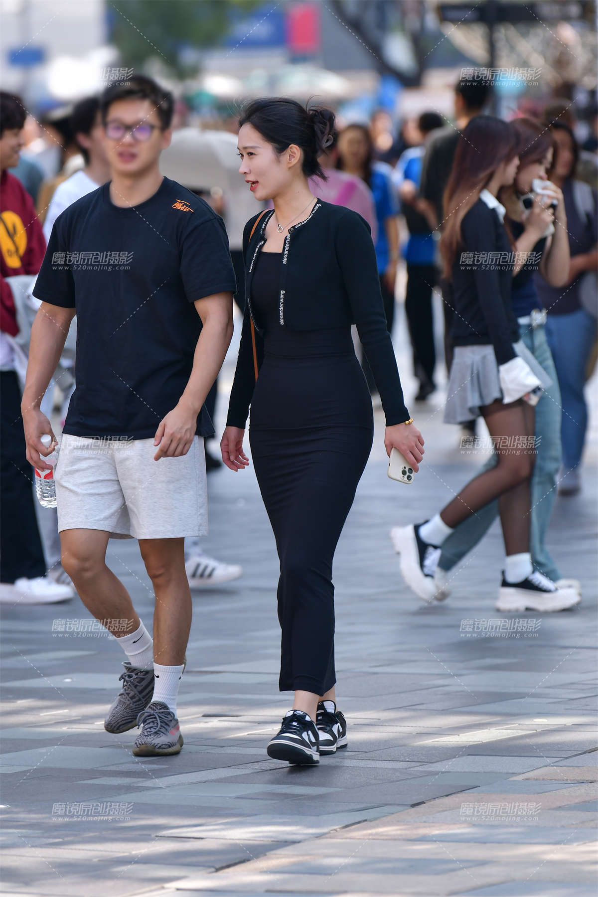 图片[2]-★棉质裹身裙美女-日更街拍