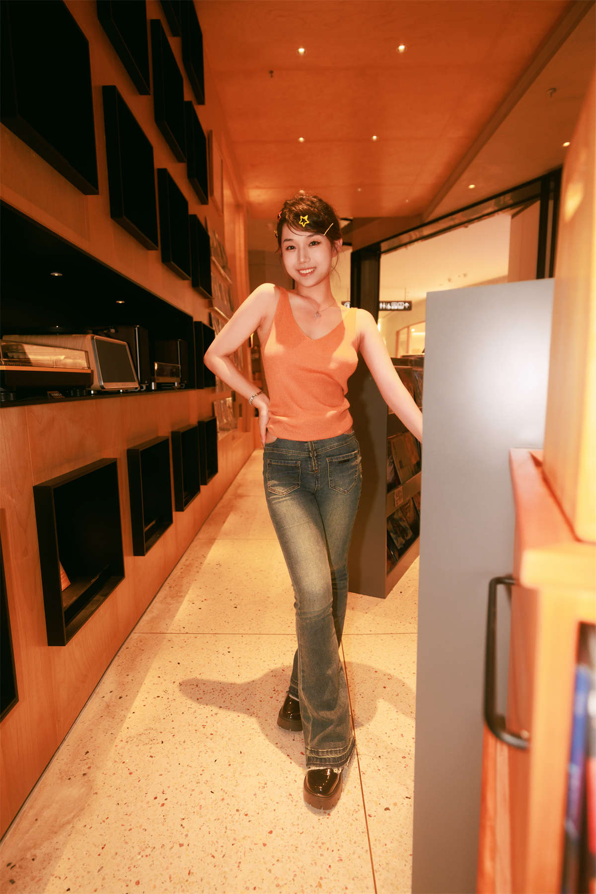 YITUYU艺图语 2023.09.07 复古辣妹 裴同学插图1