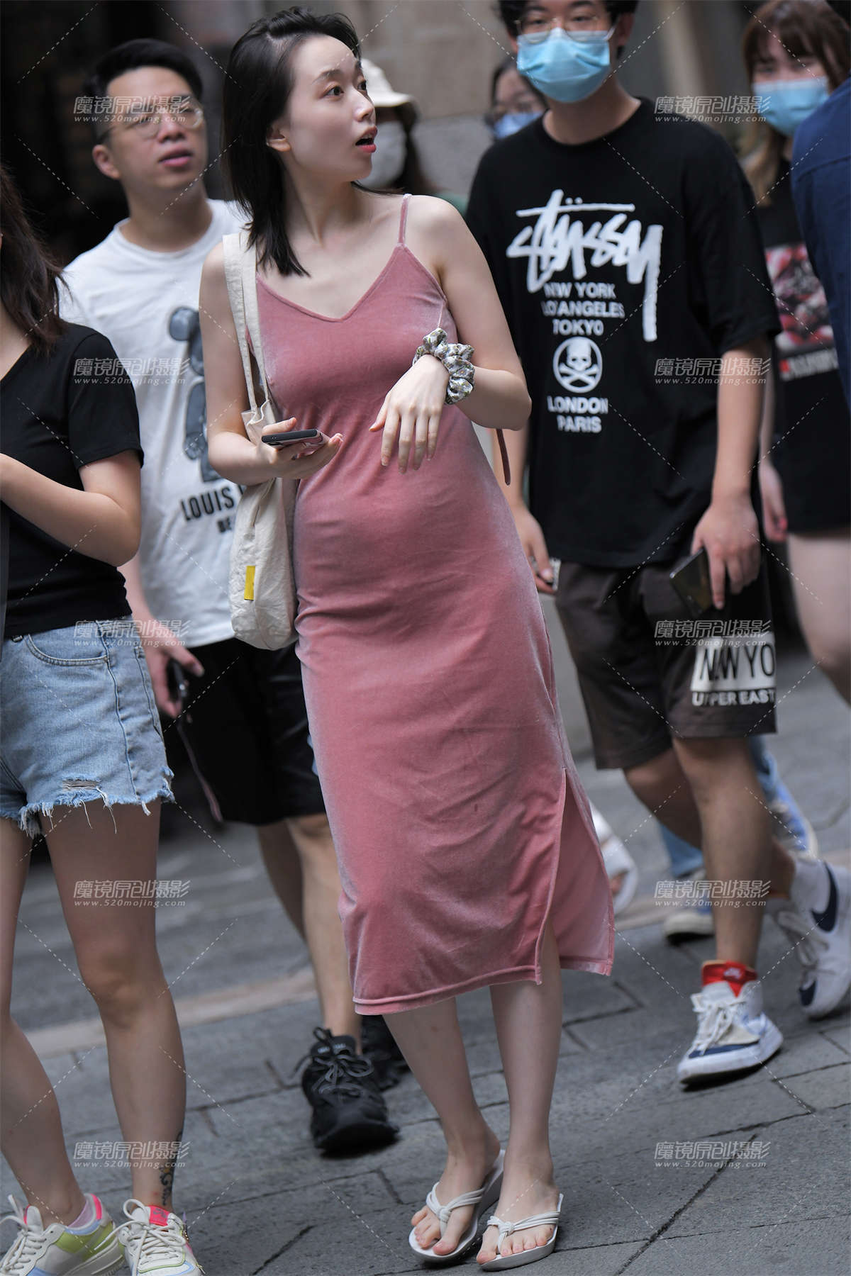 【咔喳赛帖】酒红长裙-日更街拍