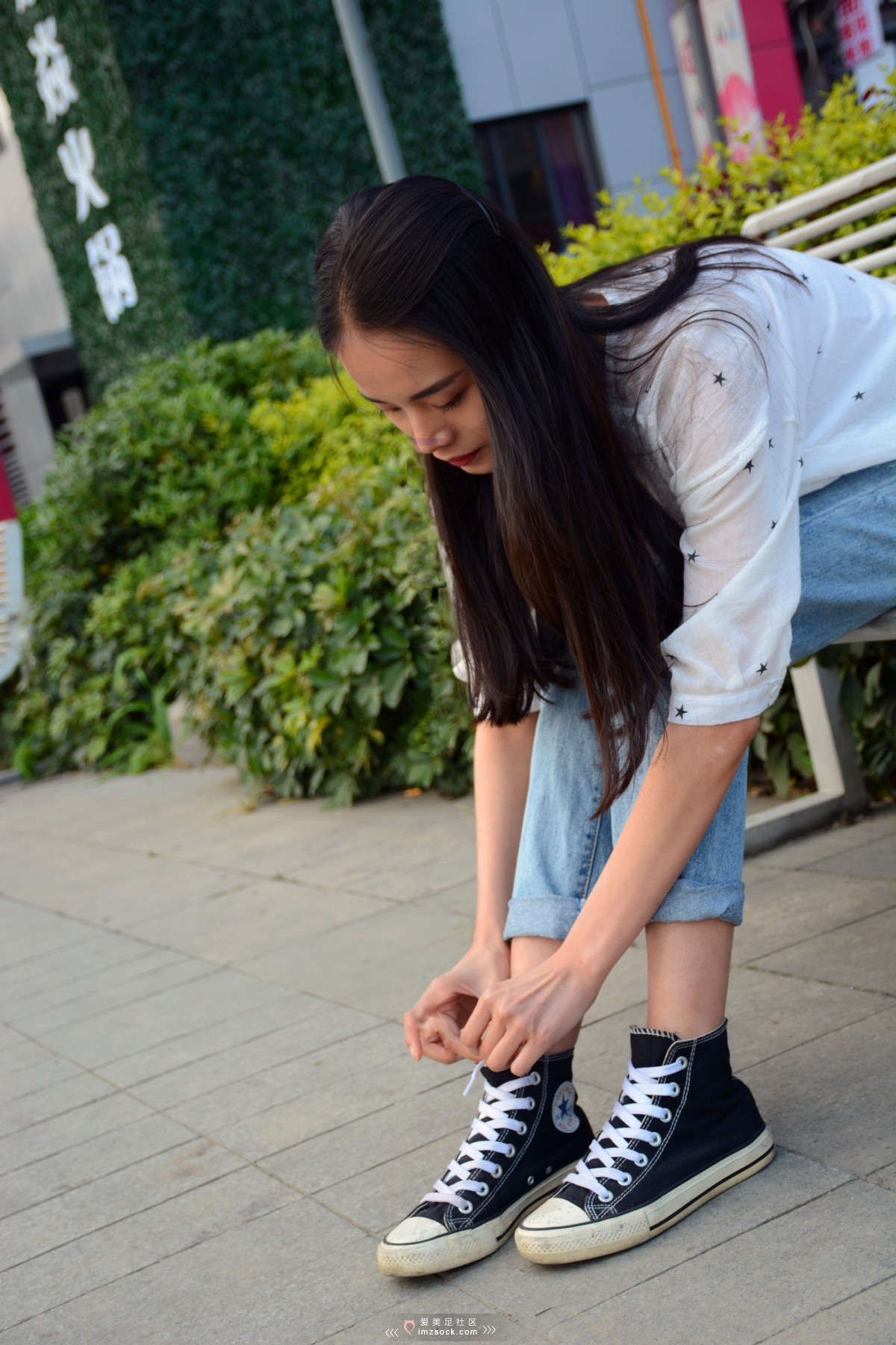 图片[2]-MZSOCK-2018 No.78 广场上约拍 帆布鞋船袜小姐姐【上】-日更街拍