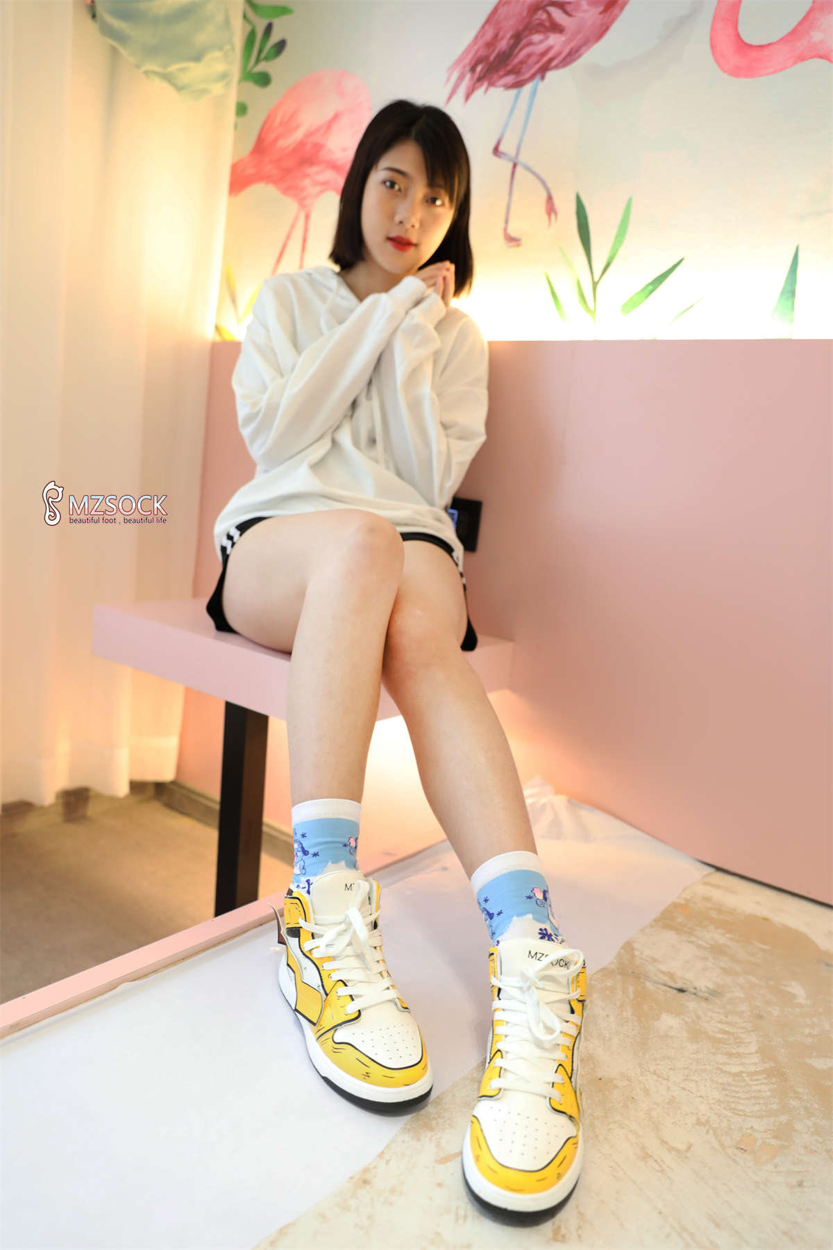 图片[2]-MZSOCK-2019 NO.080 婷婷-日更街拍