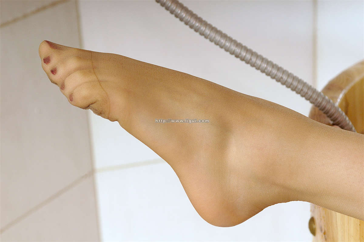 Ligui丽柜 2005-06-02-日更街拍