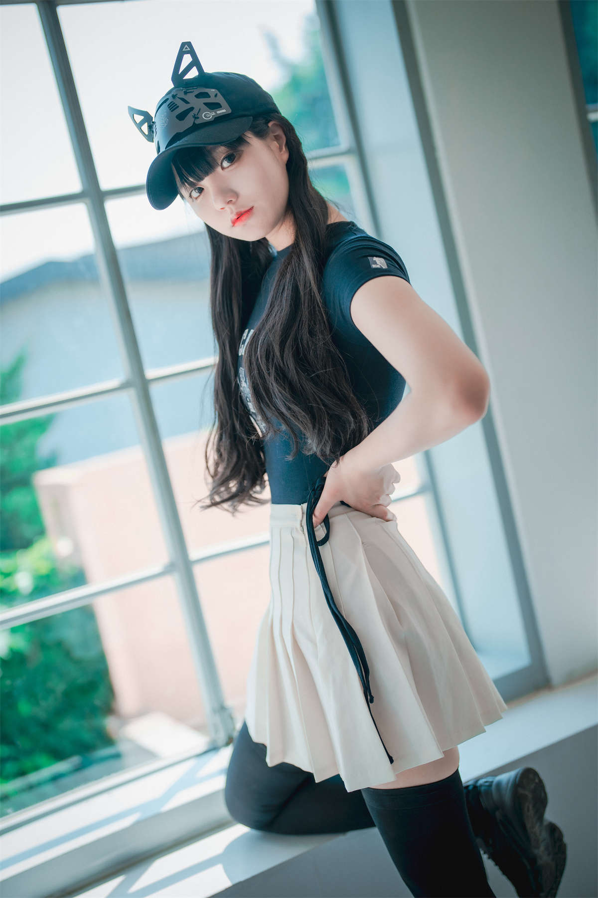 [DJAWA] Jeong Jenny – Classic Athletic Girl in Navy Blue-日更街拍