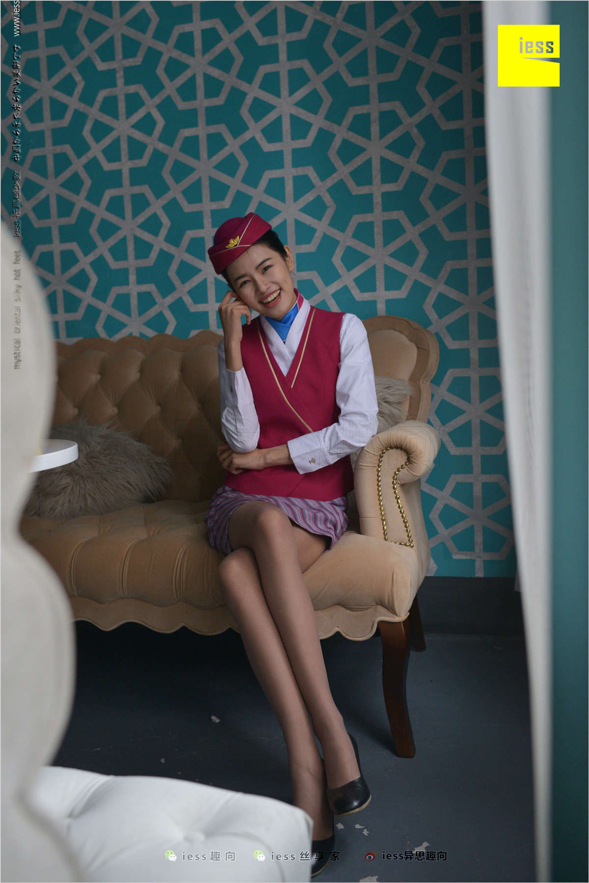 IESS异思趣向 丝足便当213期：空姐医心II 医心-日更街拍