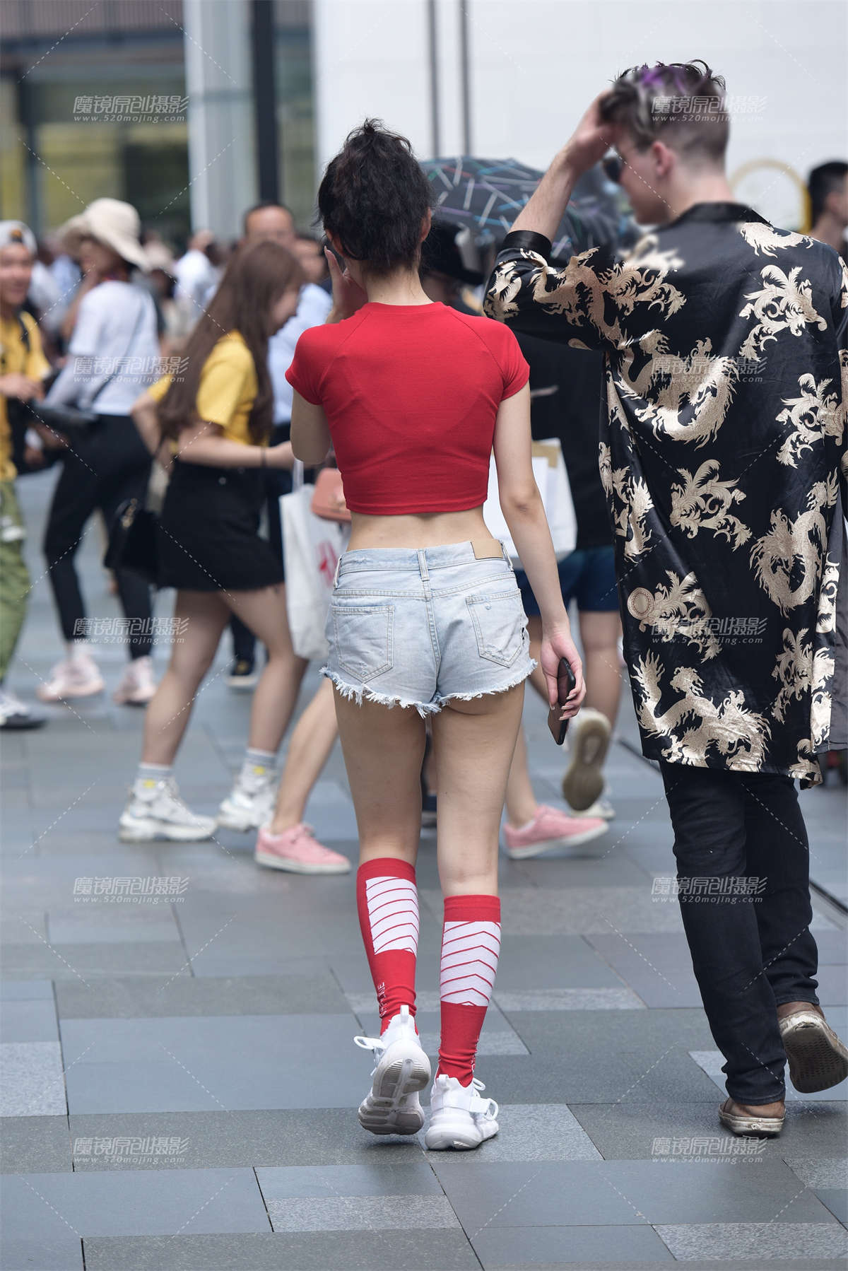 图片[2]-迷人的背影-日更街拍