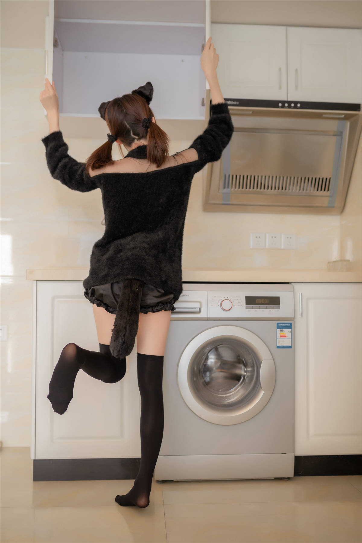 图片[2]-动漫Cos博主-绮太郎Kitaro 黑喵-日更街拍