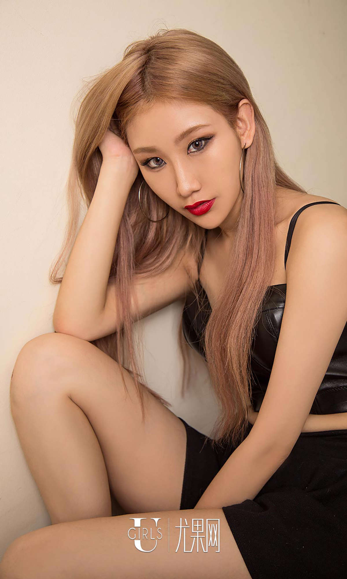 Ugirls爱尤物 NO.442 Tina 水中精灵-日更街拍