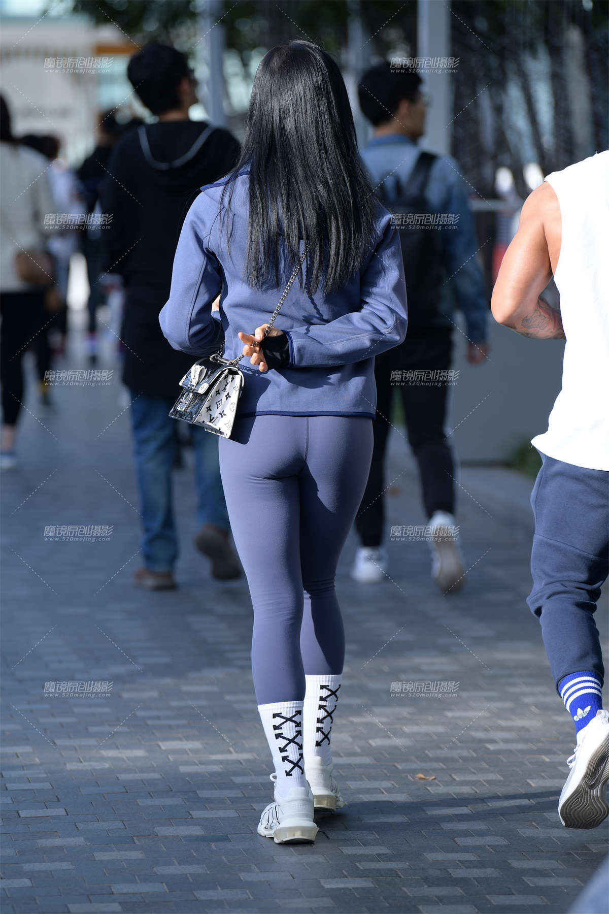 图片[2]-【小默赛帖】1700★漂亮紧身美女★-日更街拍