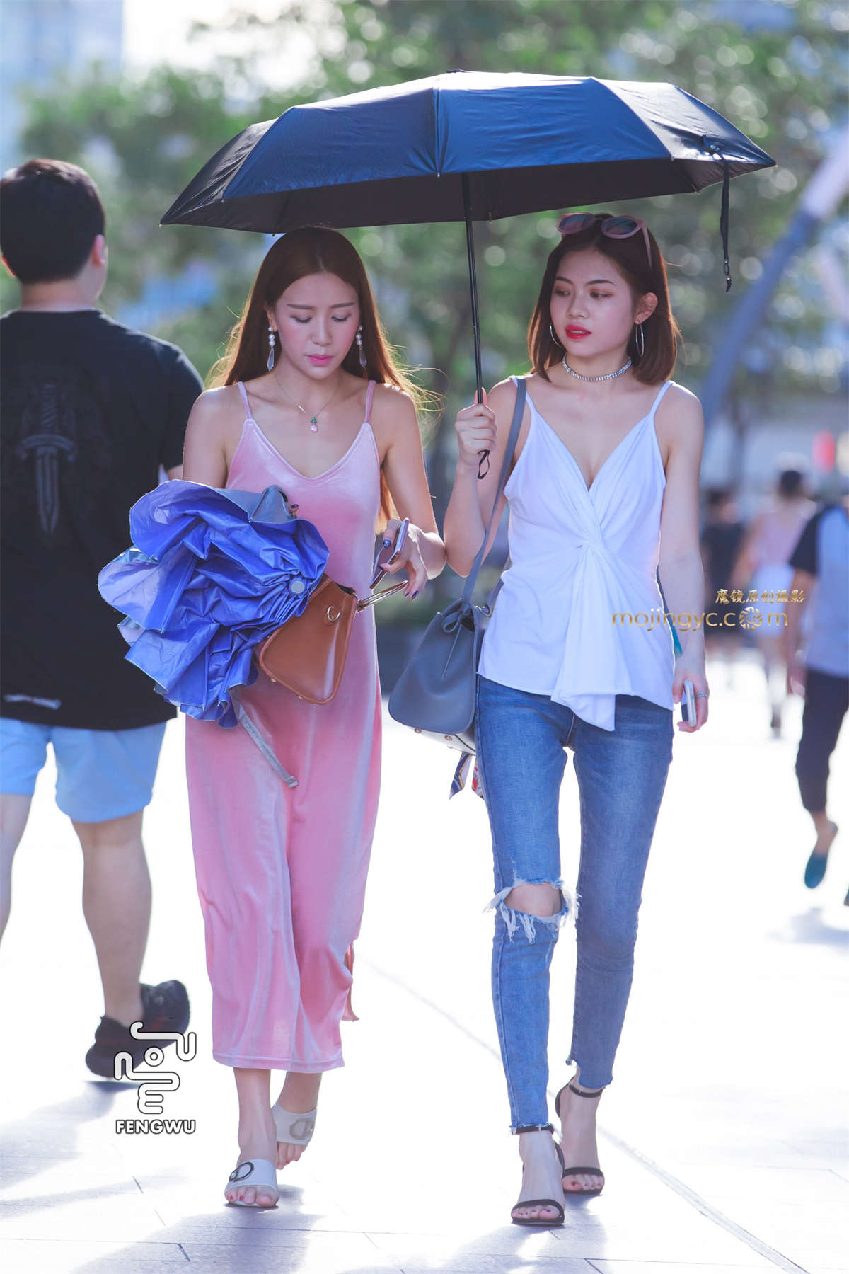 图片[2]-吊带长裙和铅笔牛仔裤-日更街拍