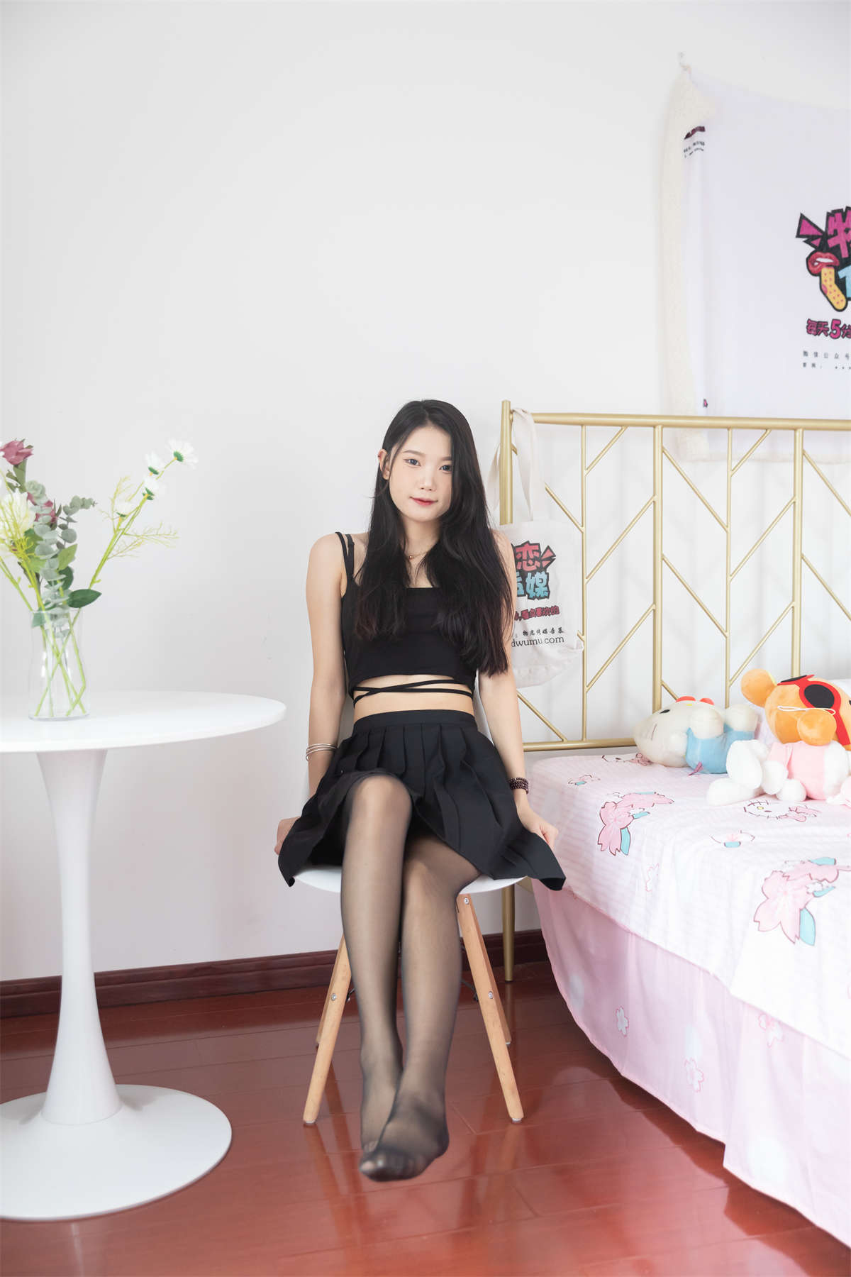 物恋传媒 NO.897 小竹-夜的精灵-日更街拍