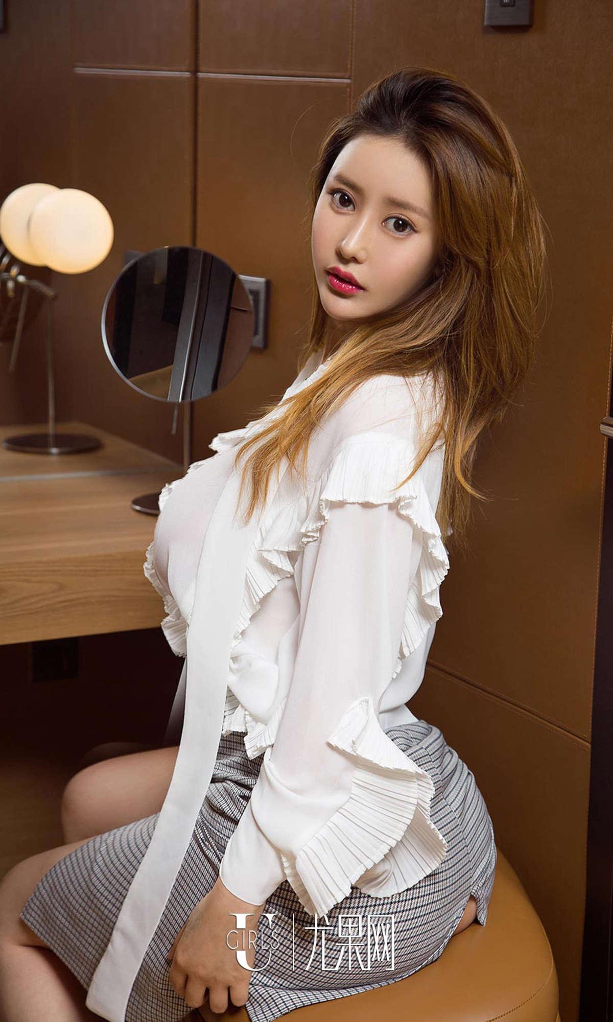 图片[2]-Ugirls爱尤物 NO.1039 车恩尚 治愈事业线-日更街拍