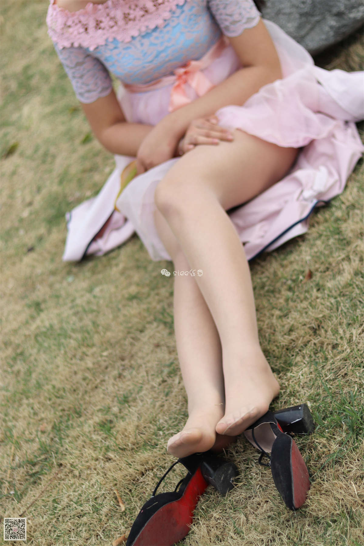 图片[2]-SIEE丝意 NO.075 曦曦 小礼服-日更街拍