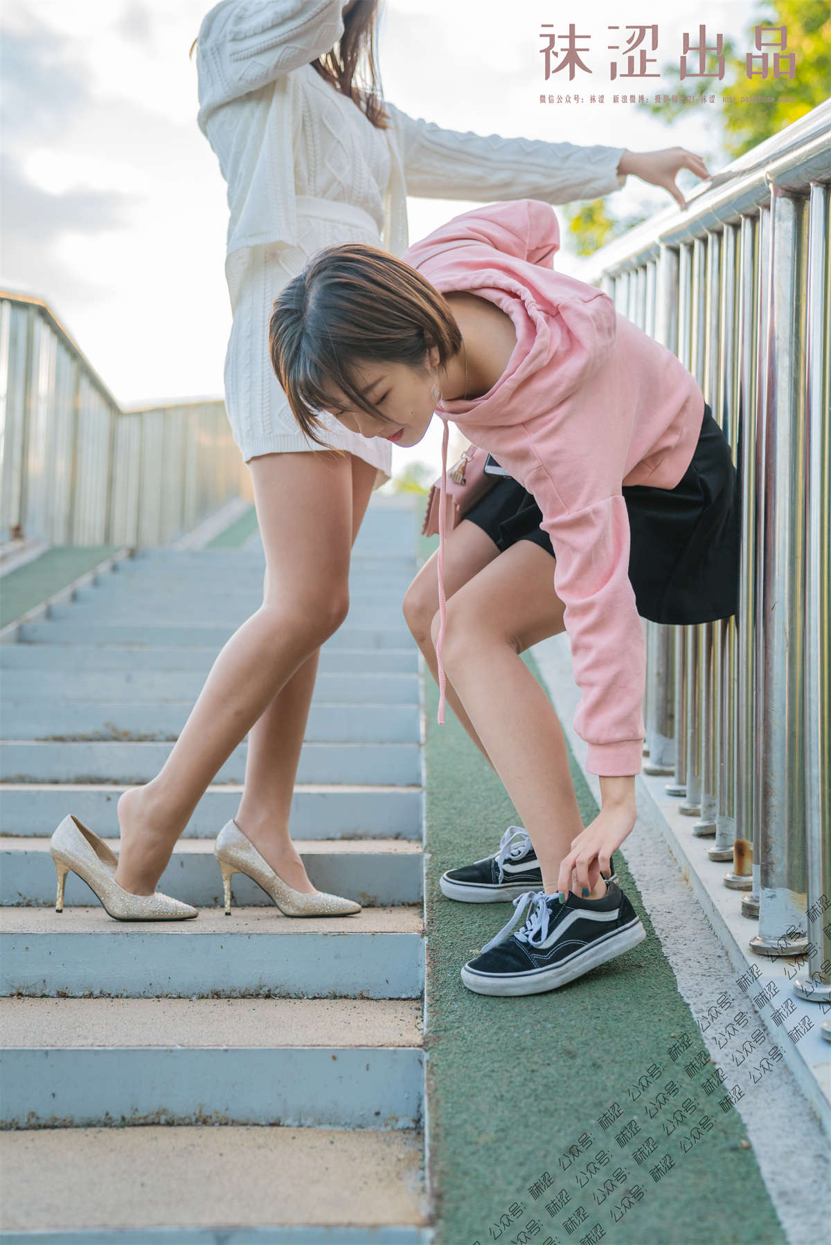 图片[2]-袜涩写真 VOL.045 双人紫竹院-日更街拍