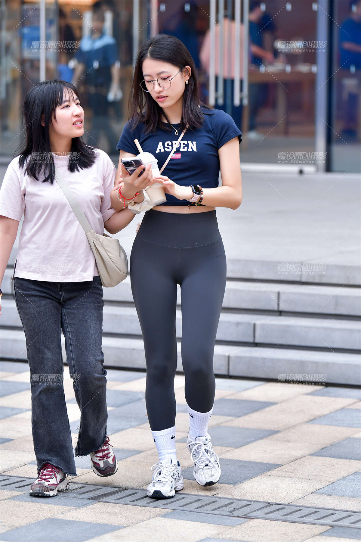 图片[2]-★清秀瑜伽紧身裤美女-日更街拍