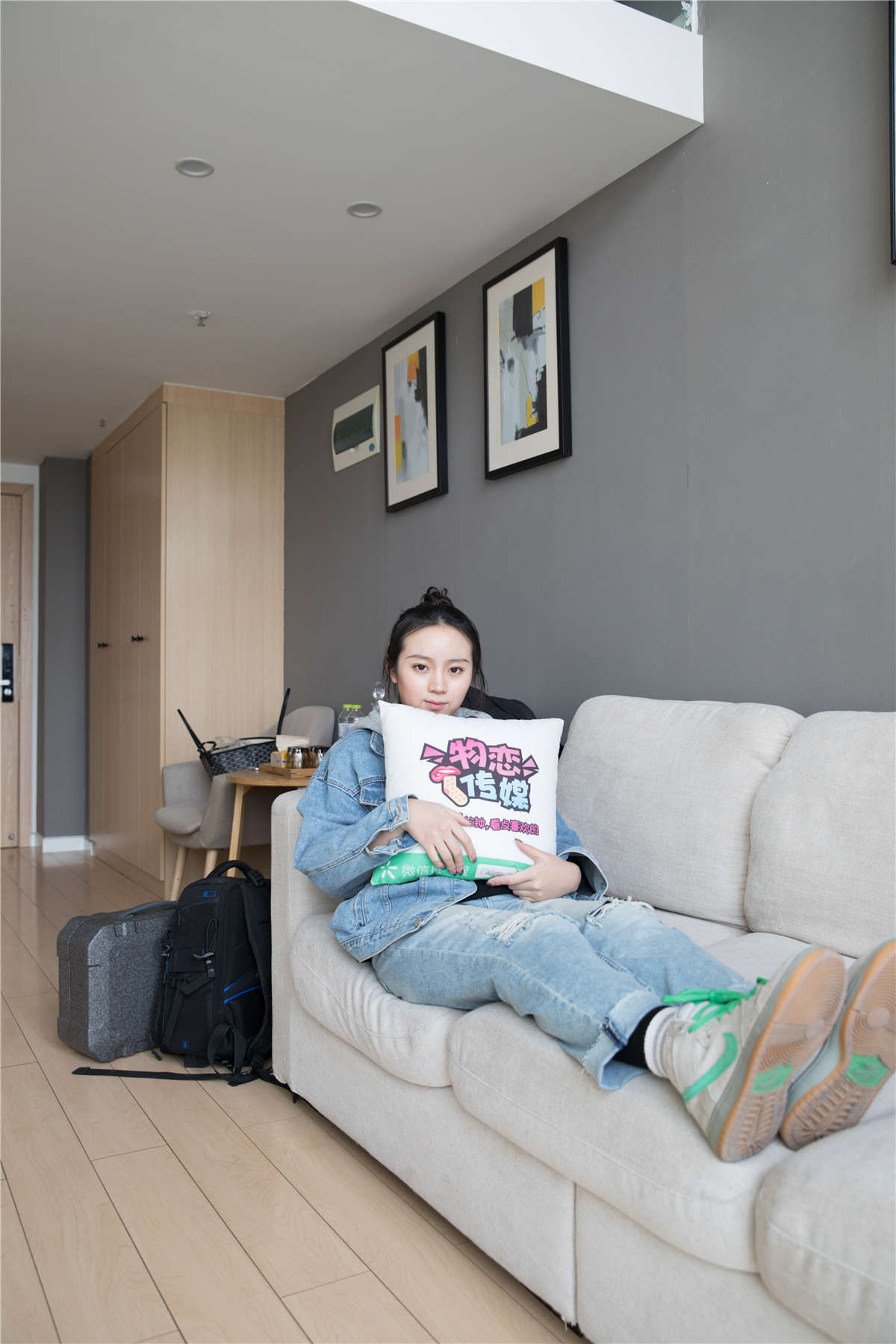 图片[2]-物恋传媒No.141期：叶然-休闲装下的经典搭配-日更街拍