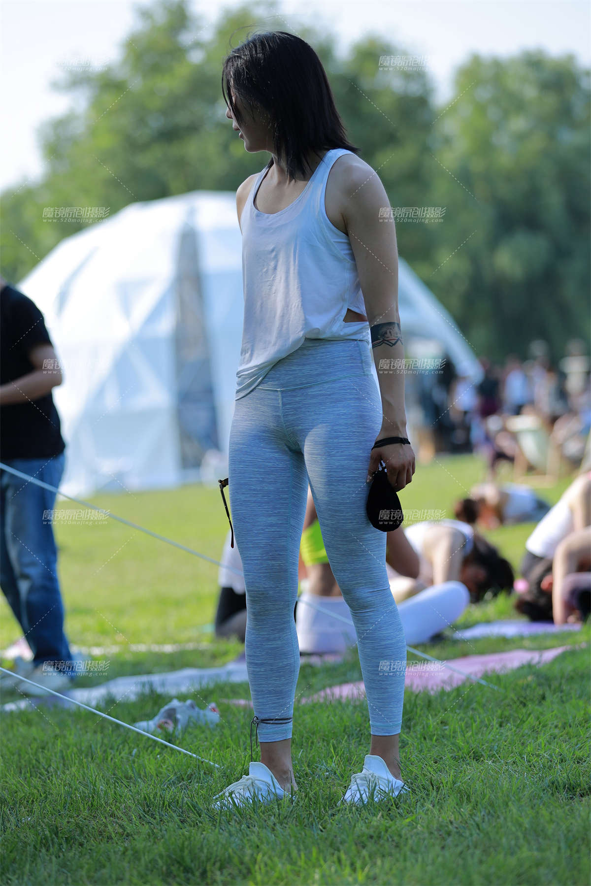 图片[2]-【小默赛帖】1706★甜美美女也有另类眼神★-日更街拍