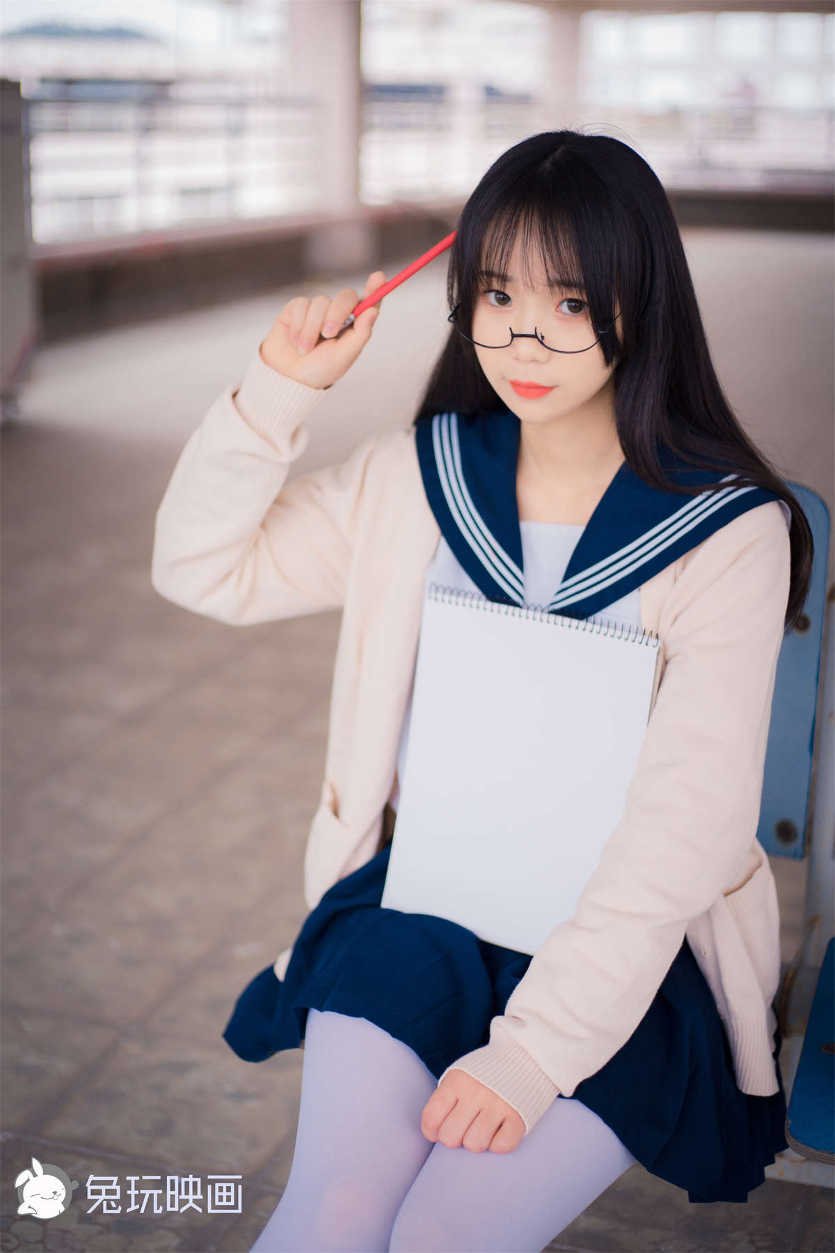 图片[2]-兔玩映画 B97.002 白丝眼镜娘-日更街拍