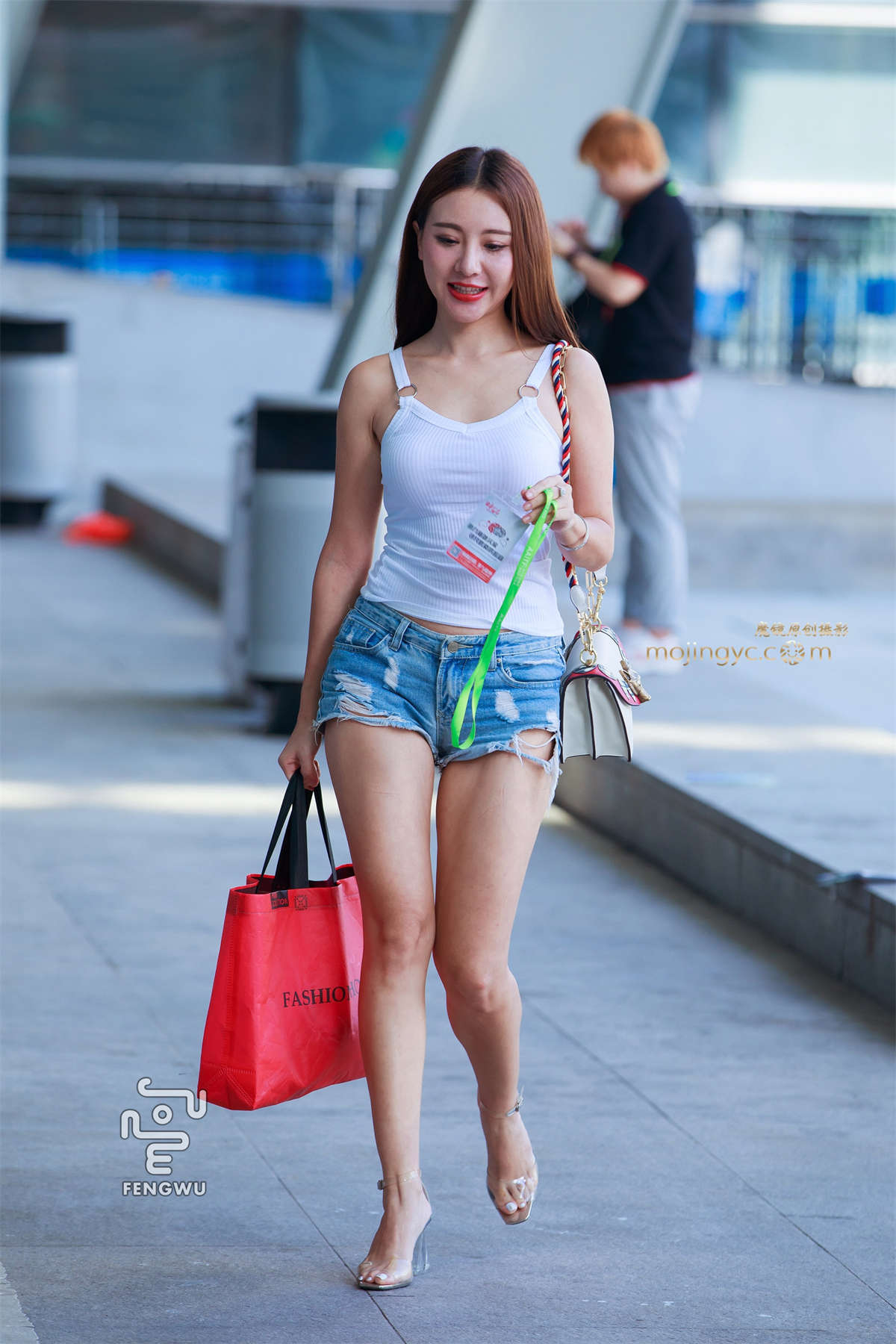 图片[2]-热裤，裸腿，凉高-日更街拍