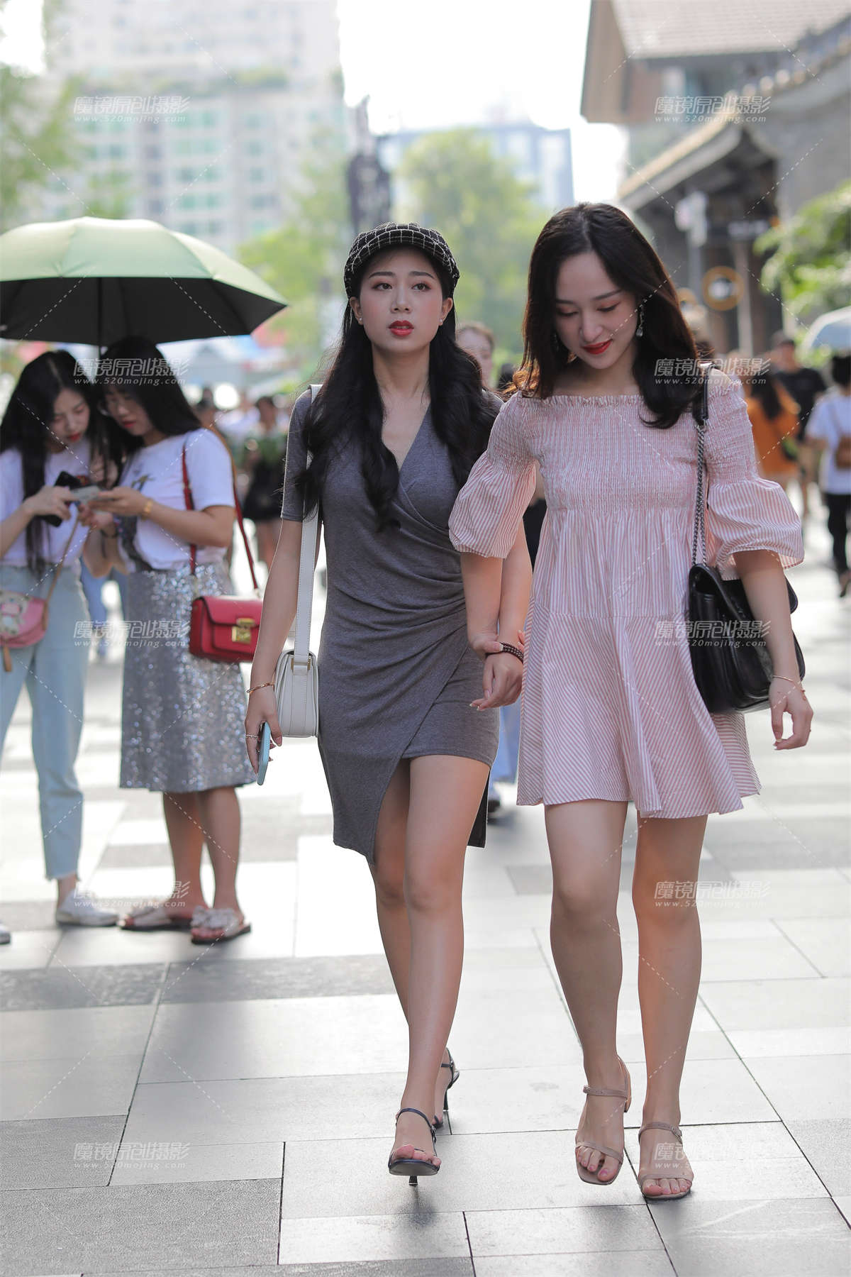 漂亮閨蜜-日更街拍