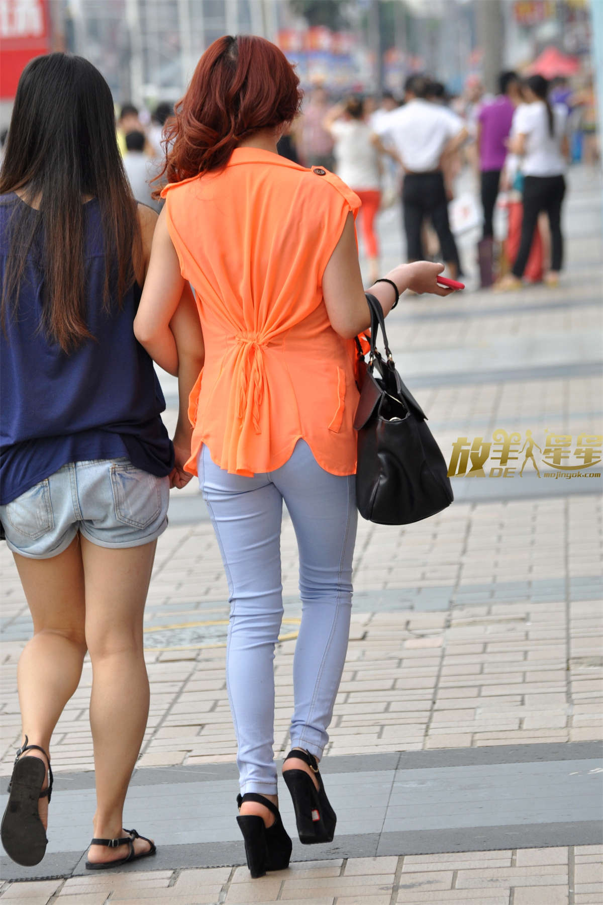 【放羊的星星】黑色镂空上衣牛仔长裤【11P】-日更街拍