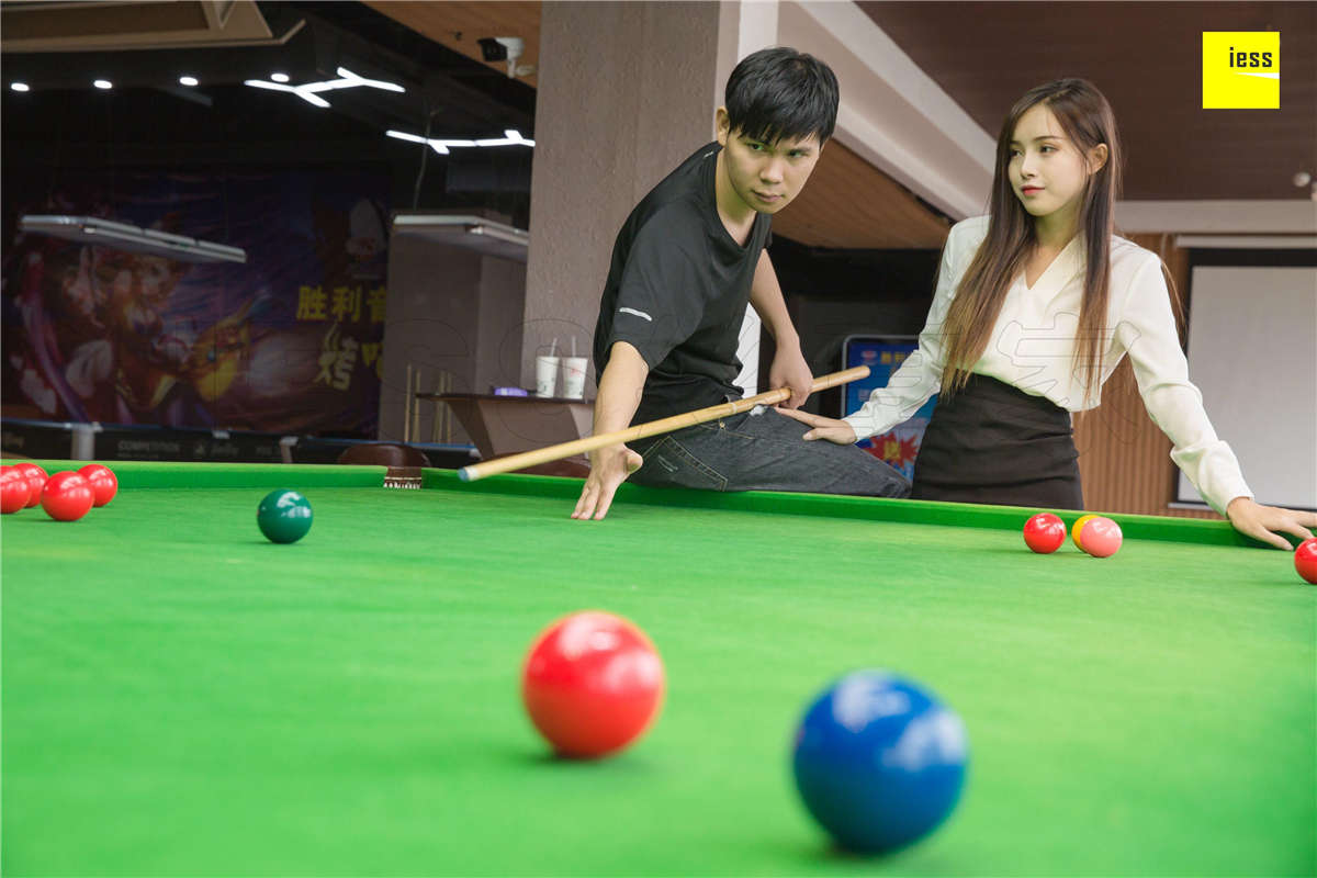 IESS异思趣向 魔鬼周三特刊38期 小羽 可以教我打台球吗Ⅱ-日更街拍