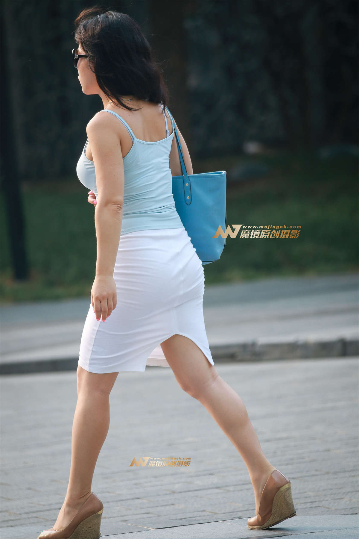 图片[2]-风韵少妇-日更街拍