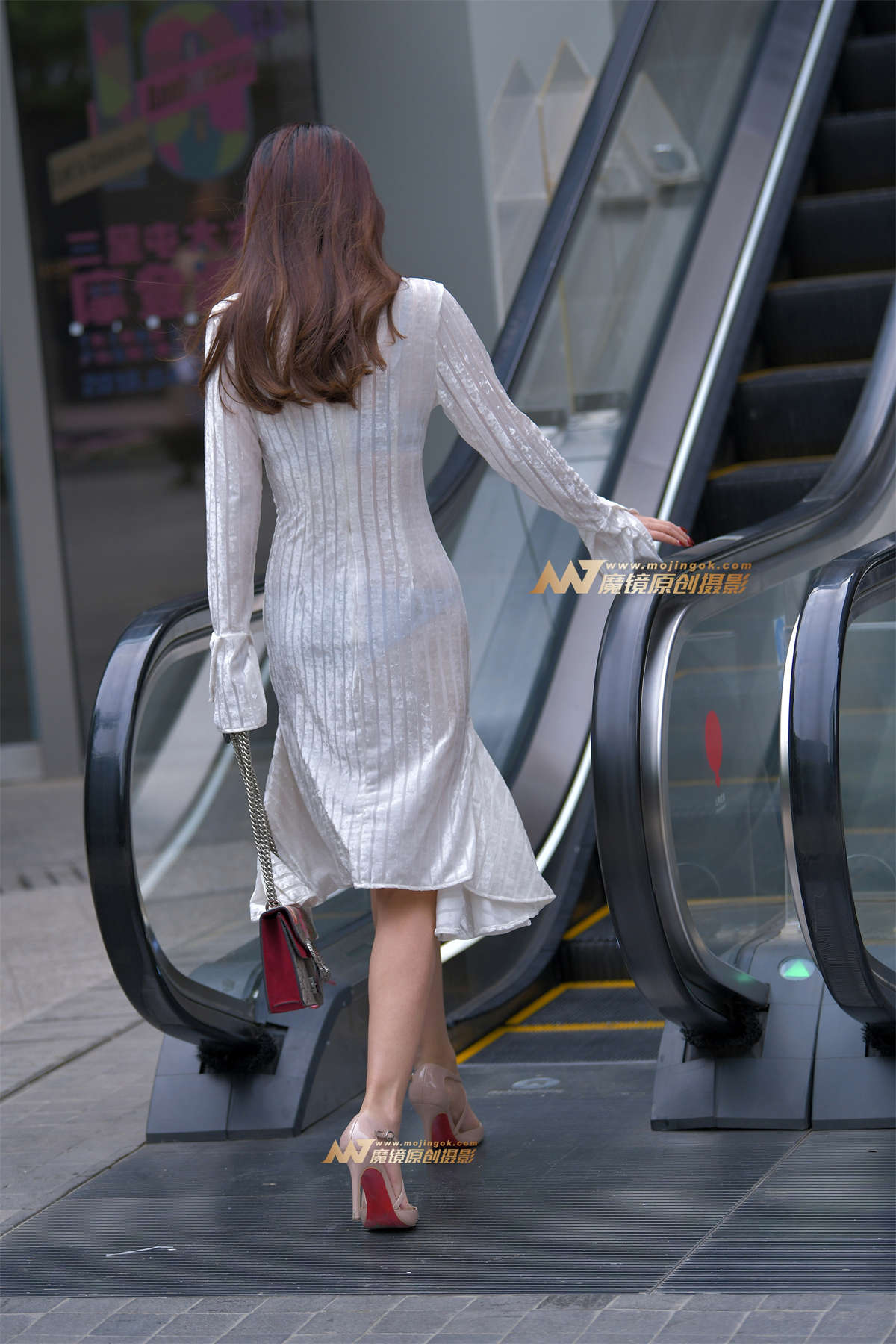 图片[2]-【红石赛帖】气质性感极致少妇-日更街拍