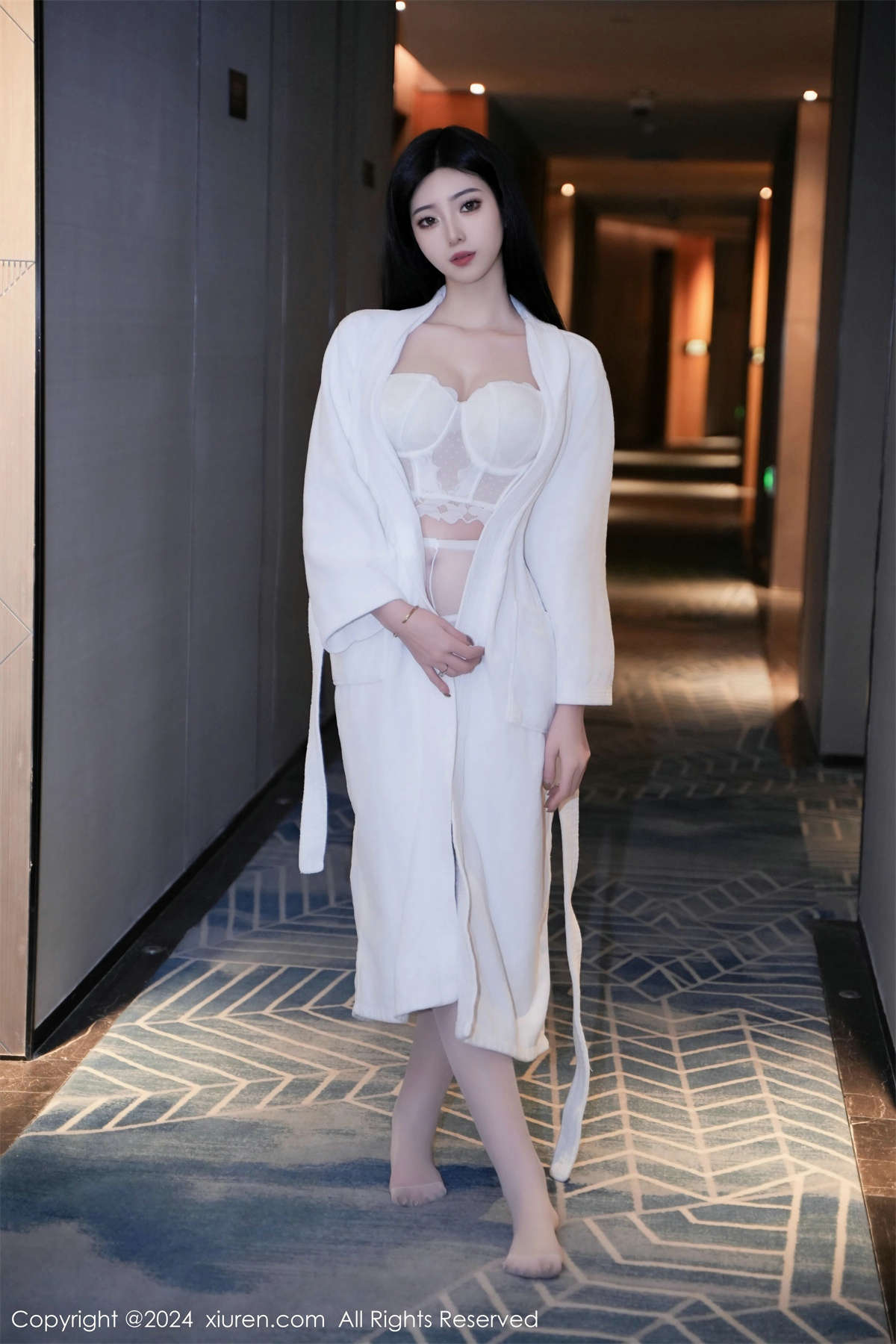 图片[2]-Xiuren秀人网 2024.01.15 No.7960 安琪Yee-日更街拍
